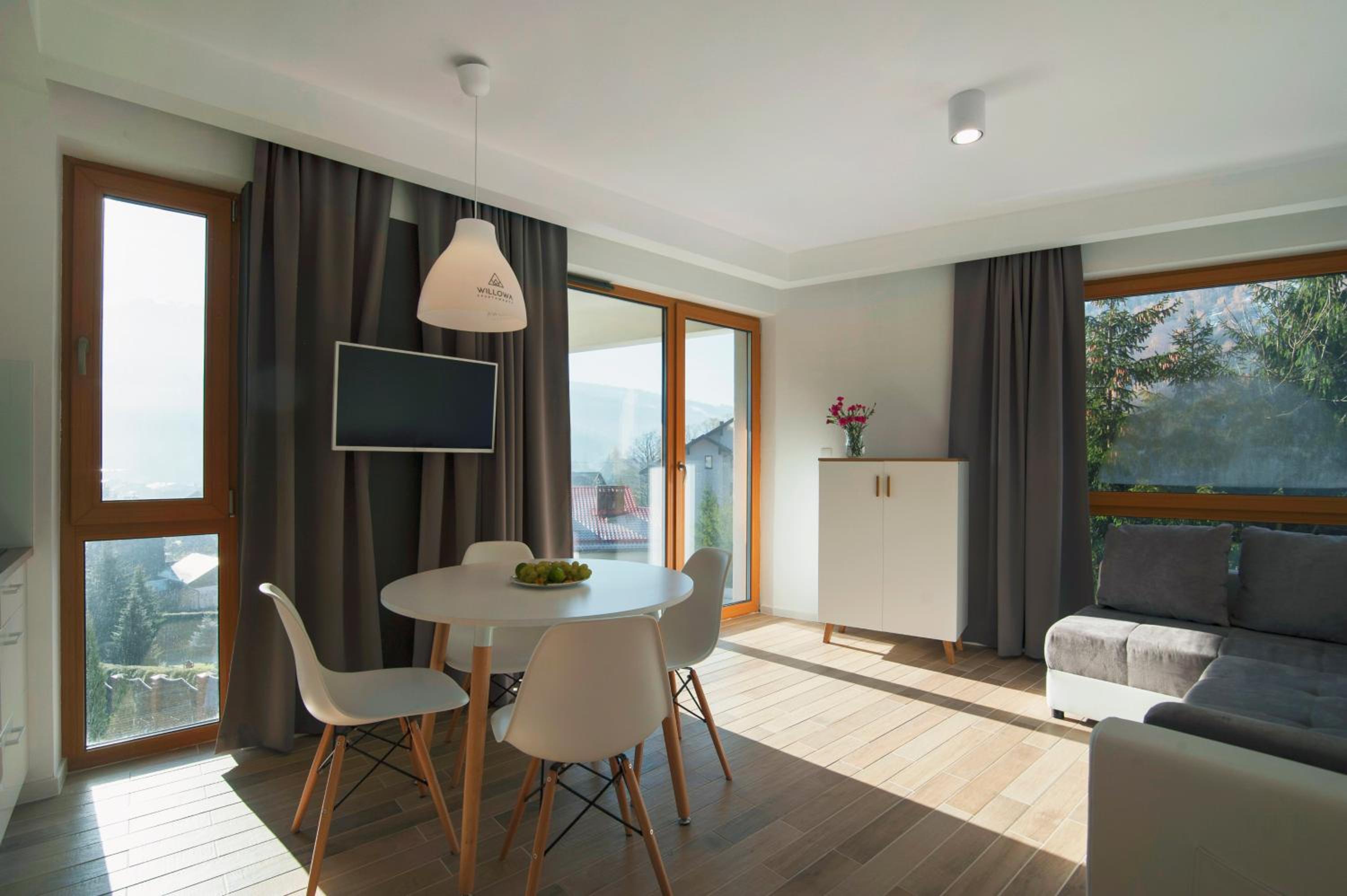 Apartment with Mountain View - Photo 19
