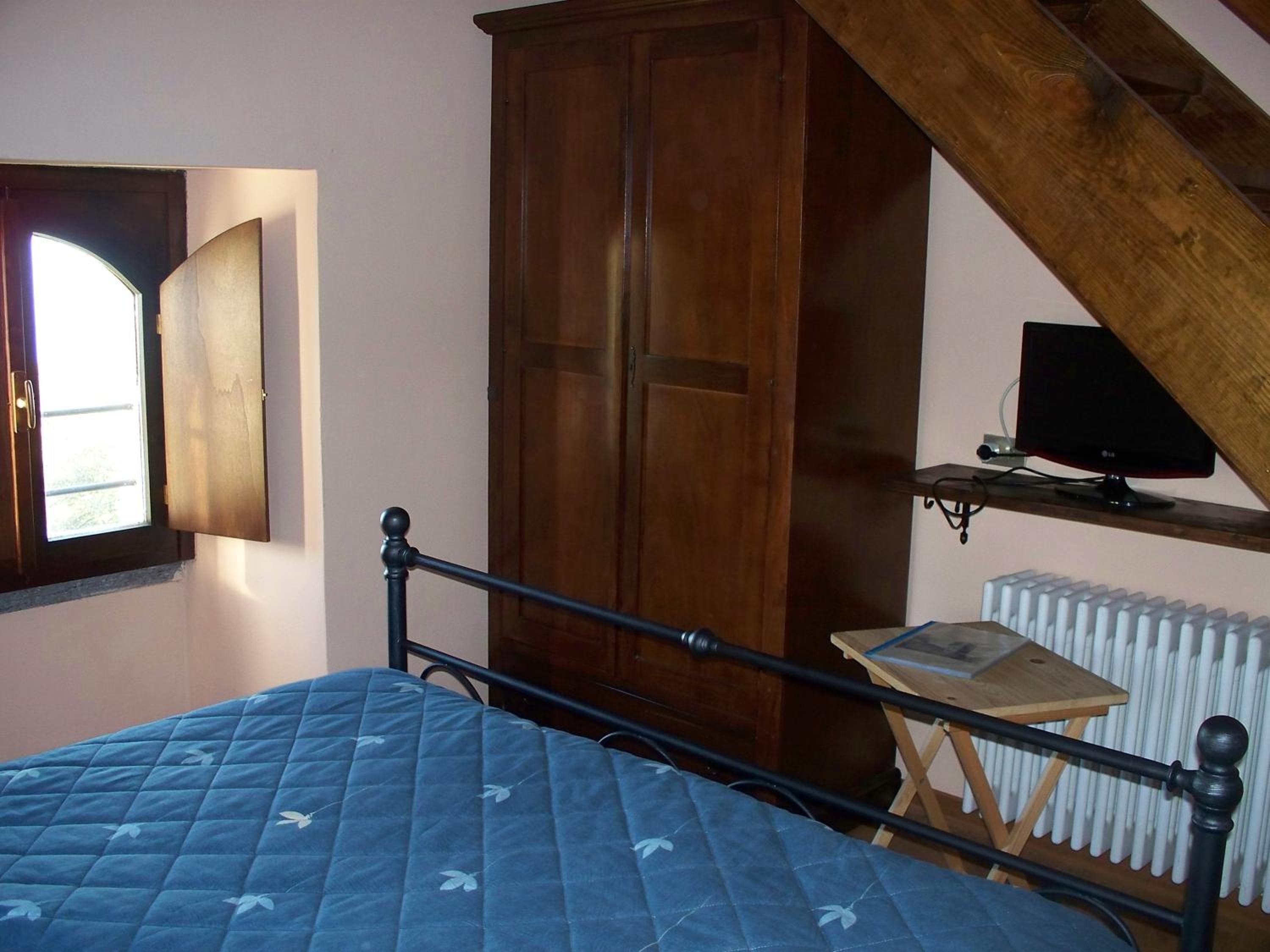 Family Room (2 Adults + 2 Children)