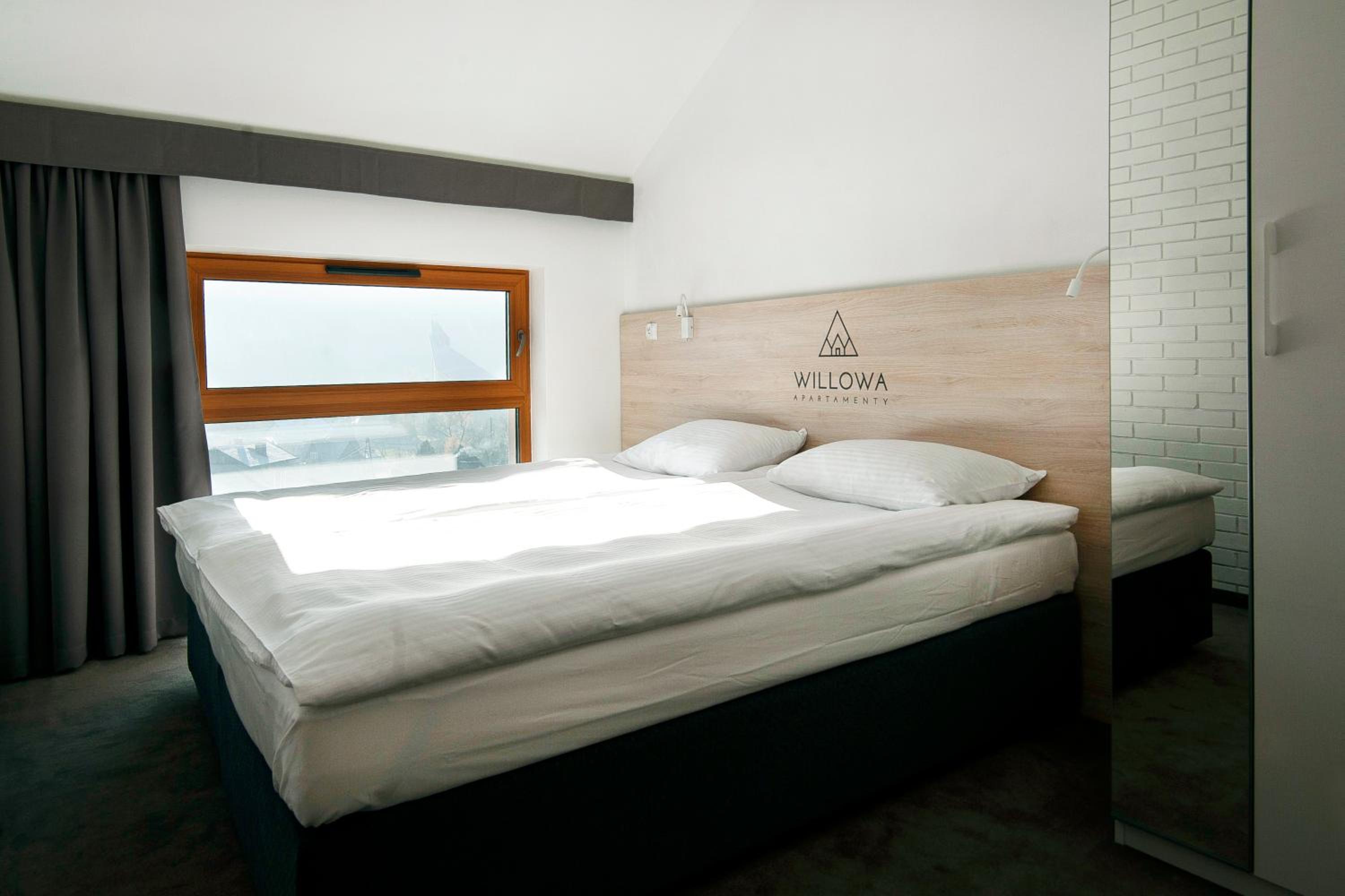 Apartment with Mountain View - Photo 11