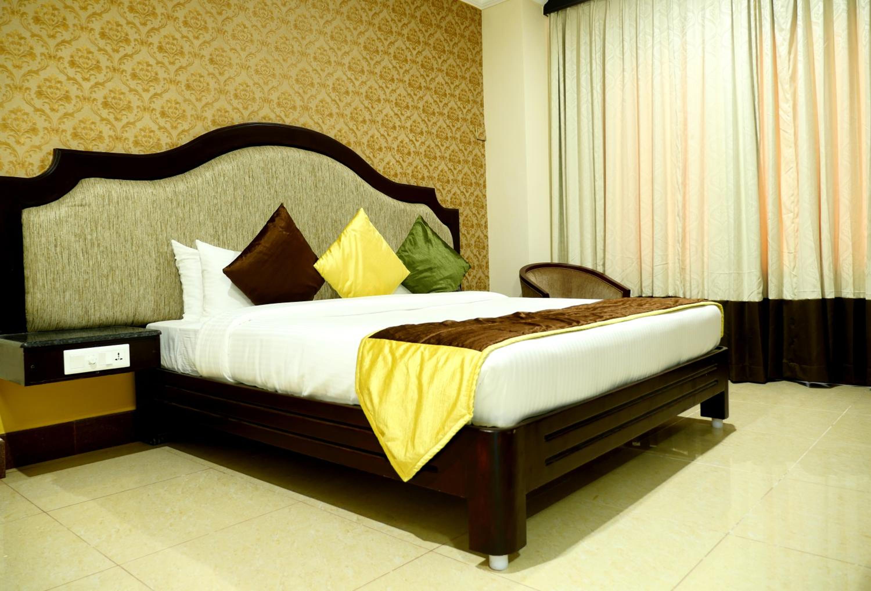 Deluxe Suite photo 1