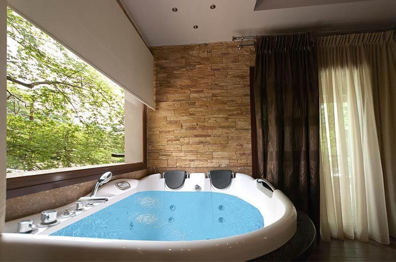Deluxe Double or Twin Room - Photo 24