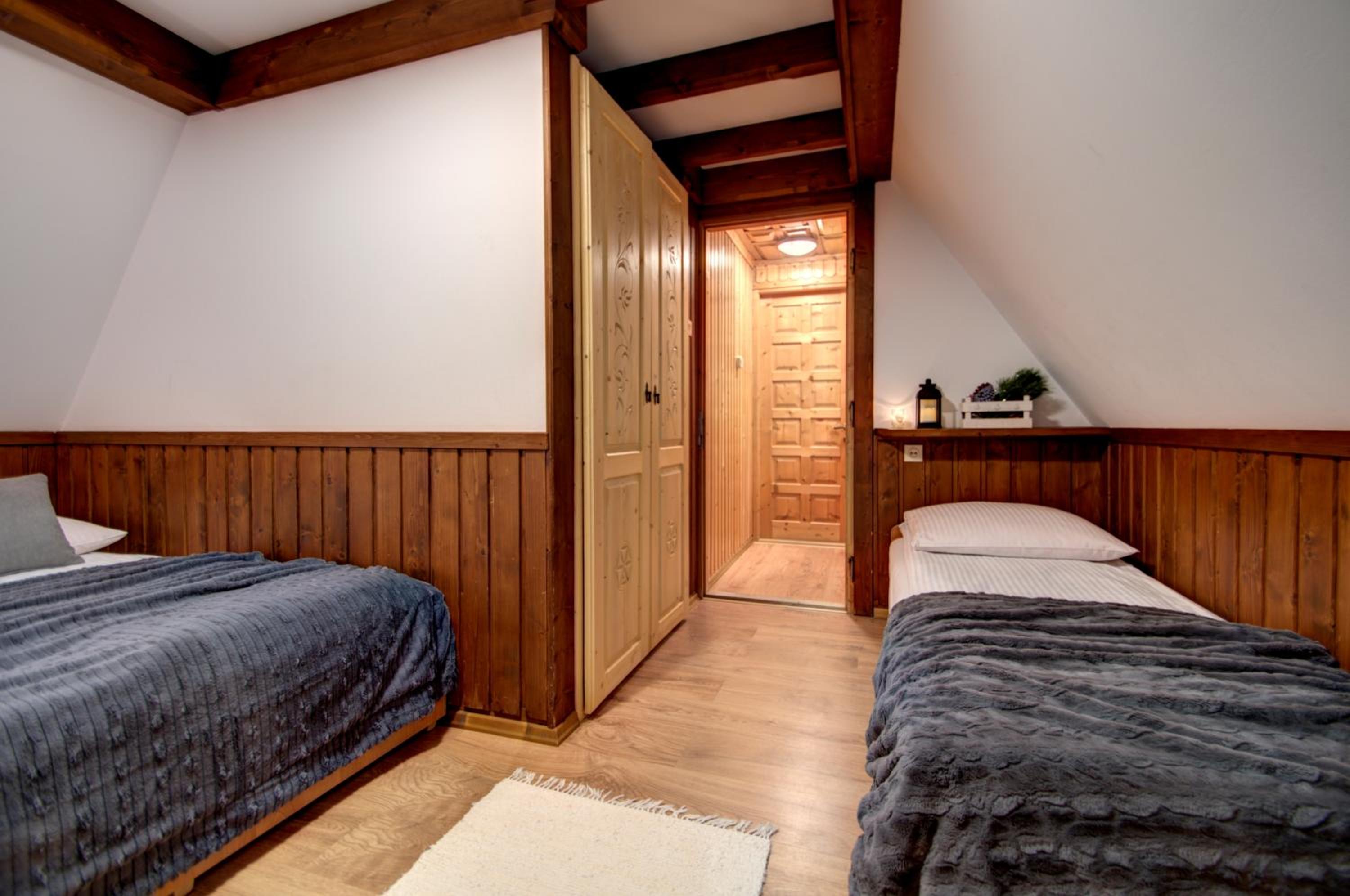 Triple Room with Private Bathroom photo 3