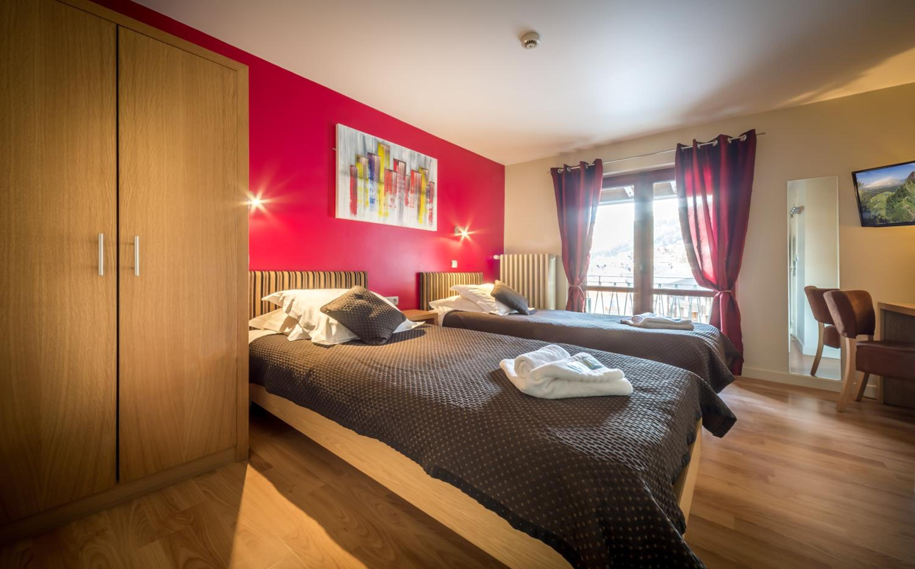 Small Twin Room photo 3