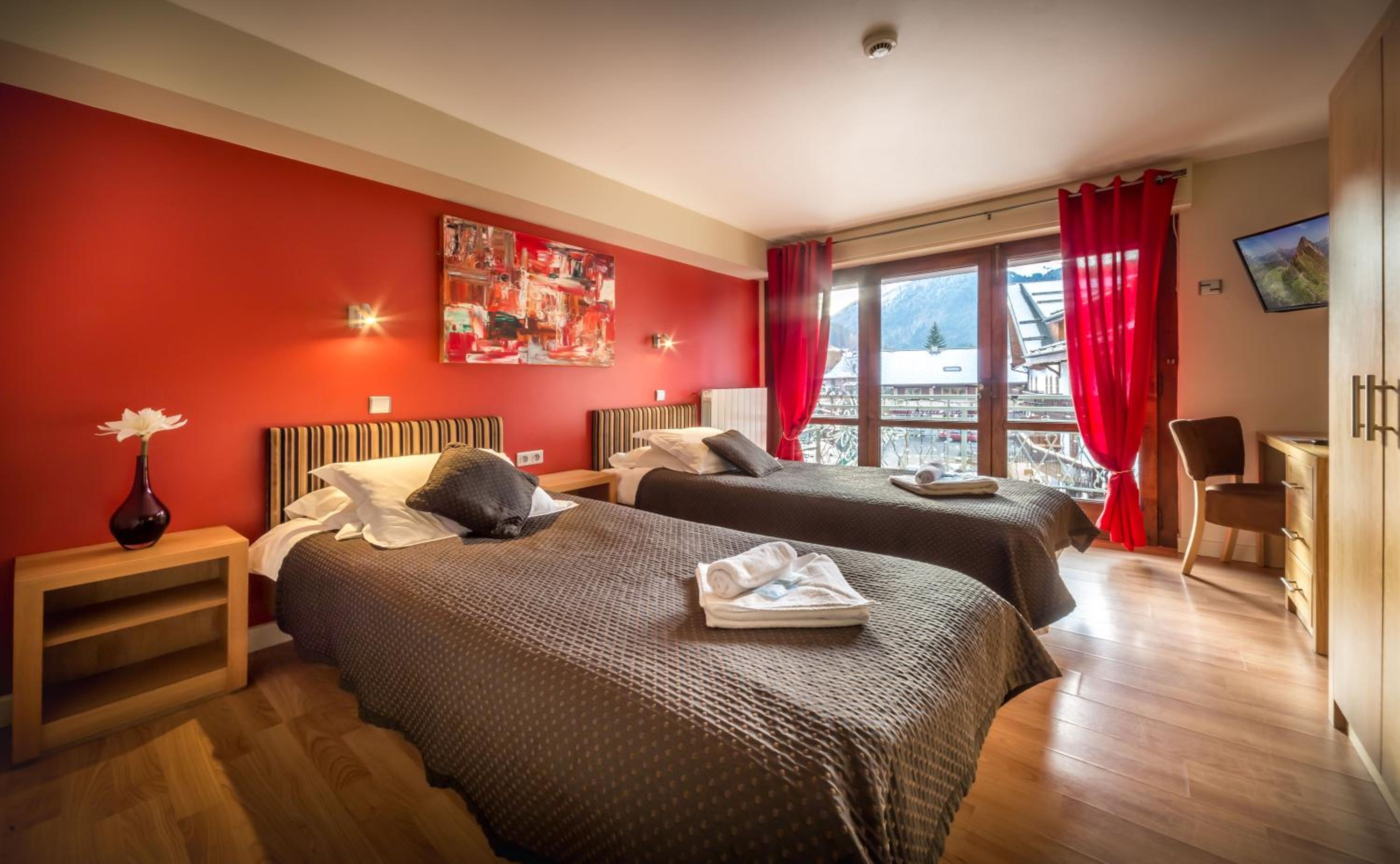 Standard Twin Room photo 2