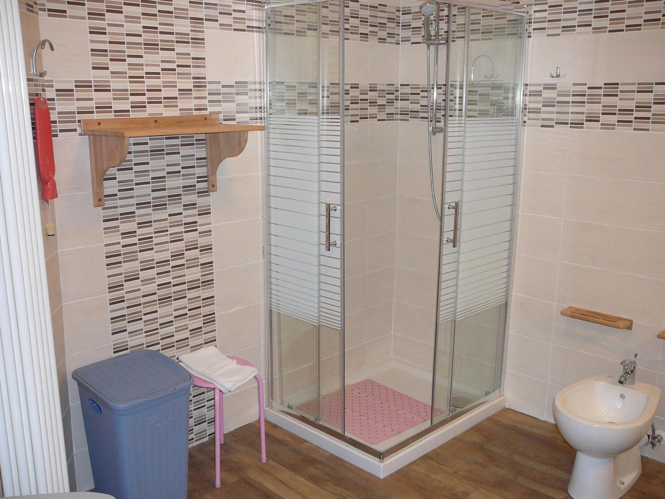 Double Room - Photo 16