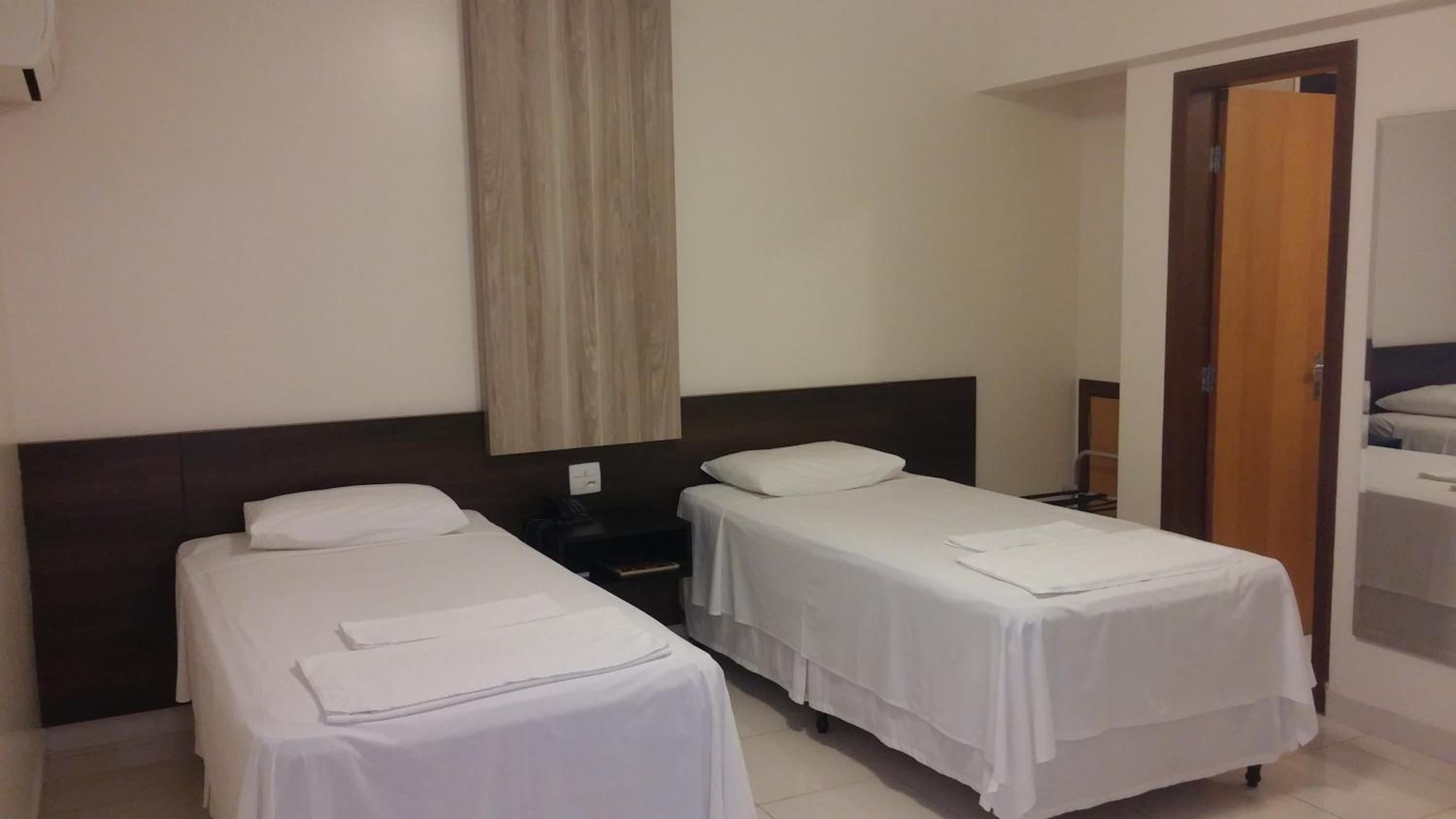 Twin Room photo 2