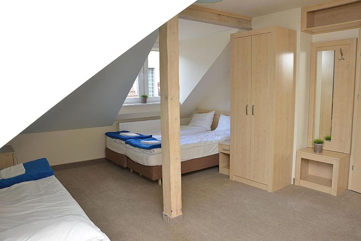 Quadruple Room - Photo 6