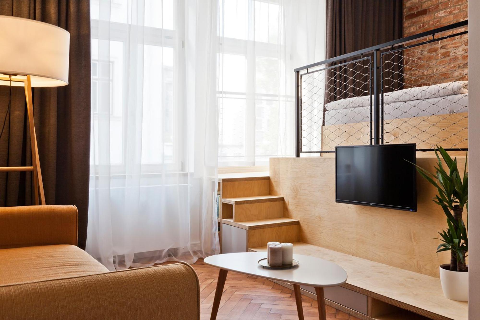 One-Bedroom Apartment - Photo 10