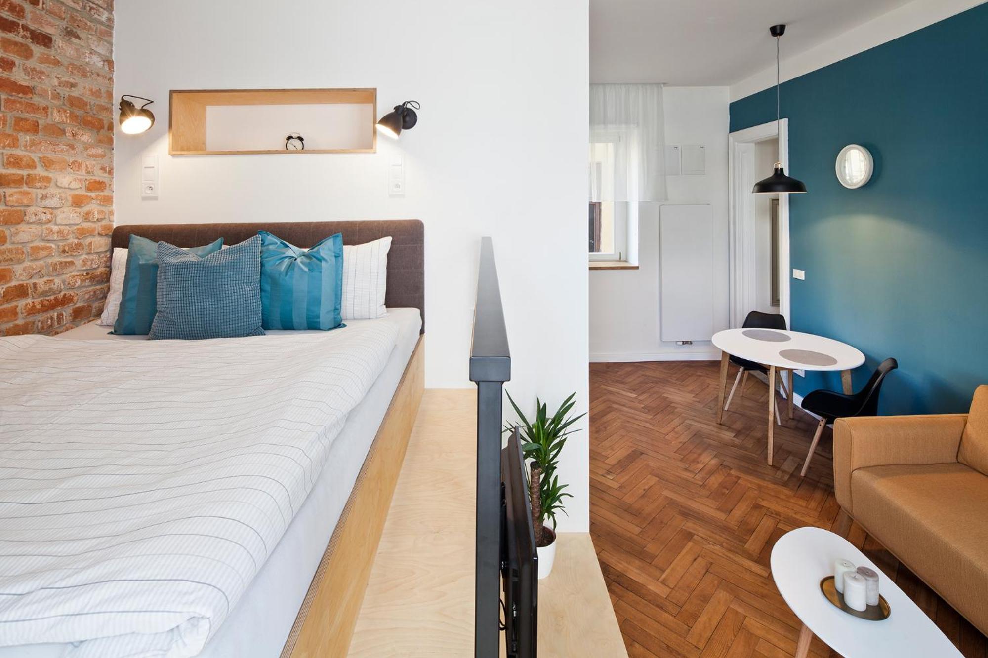 One-Bedroom Apartment - Photo 14