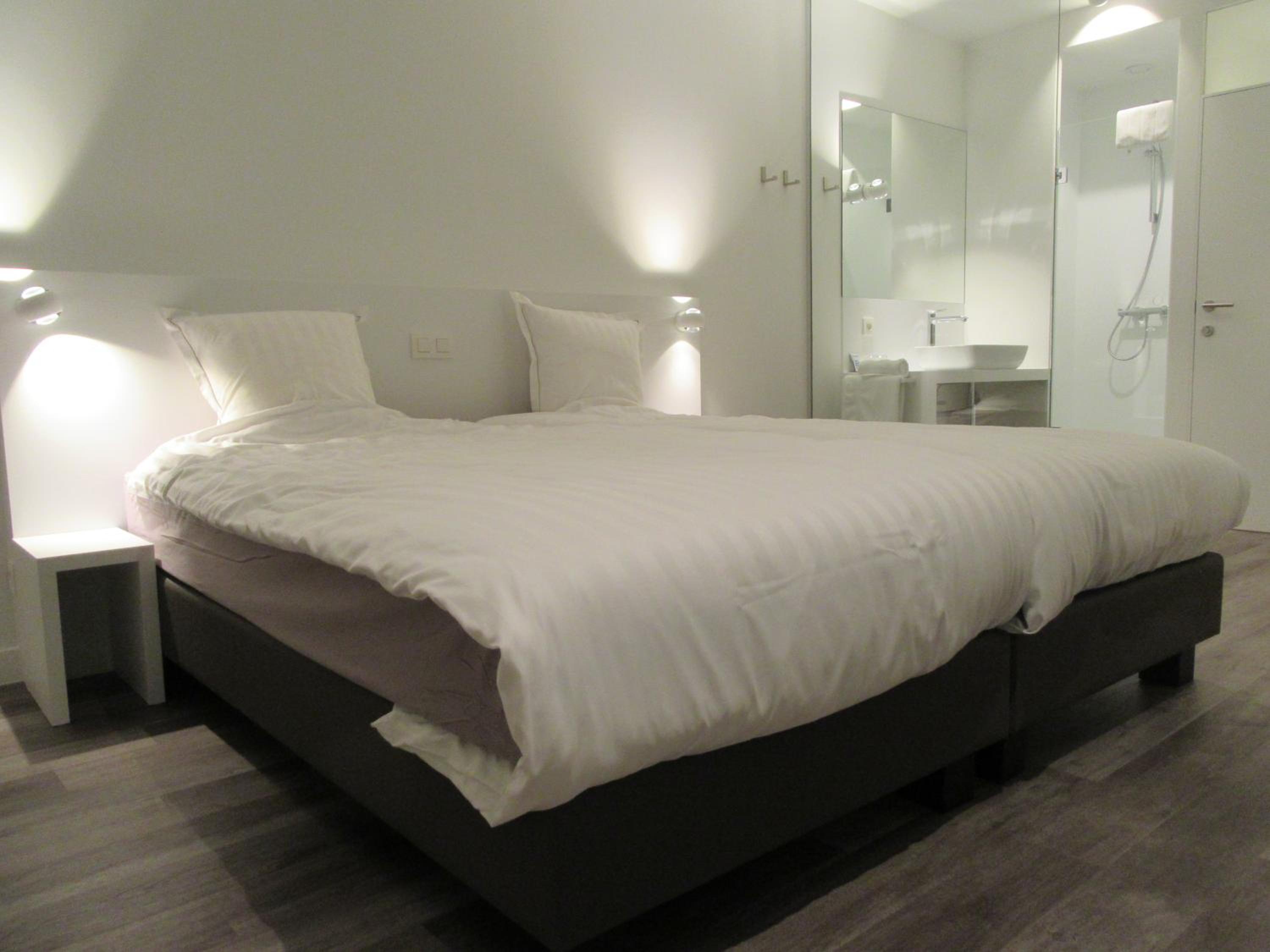 Deluxe Twin Room with Kitchenette