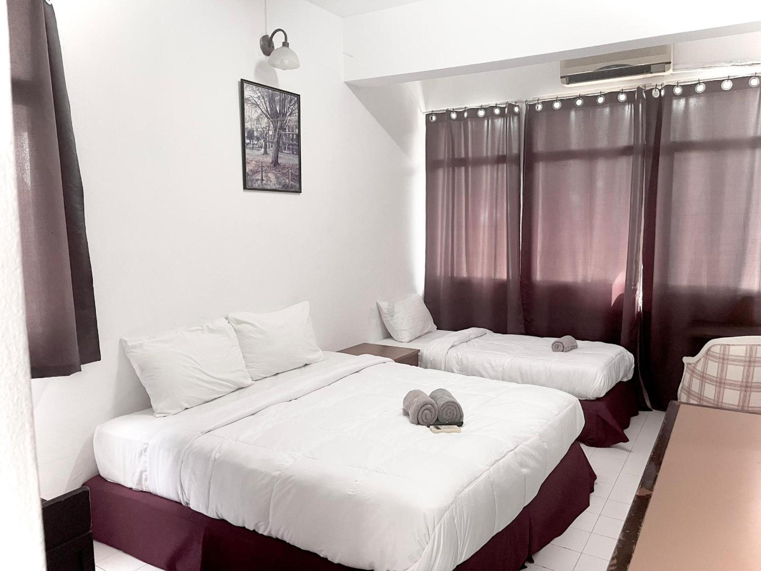 Triple Room with Private Bathroom