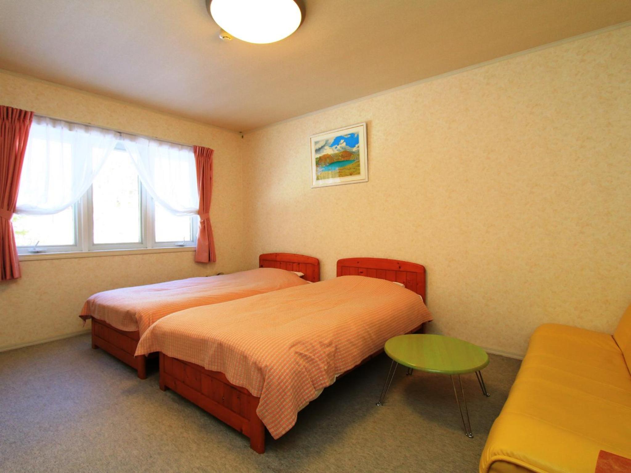 Standard Triple Room - Photo 4