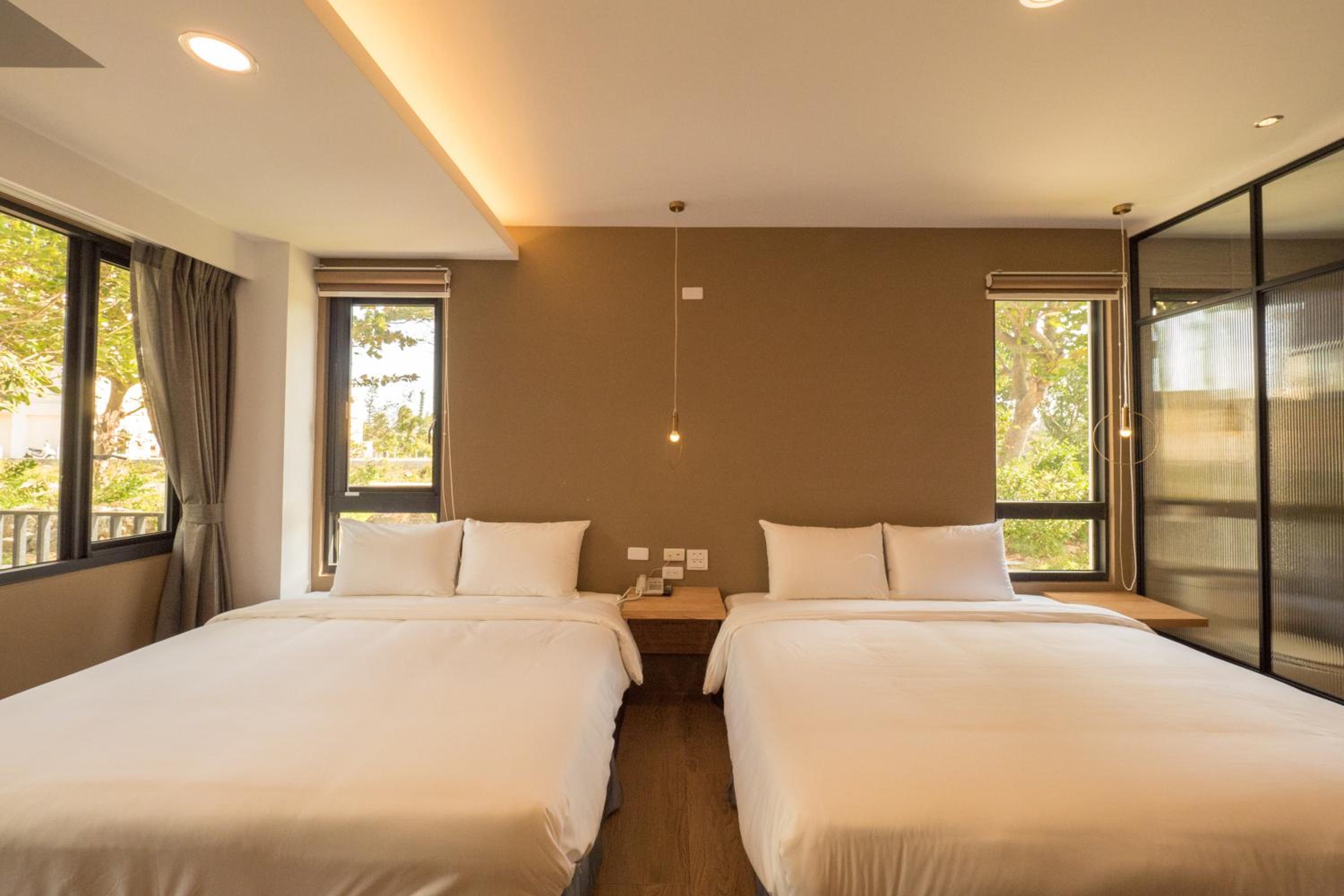 Quadruple Room - Photo 1