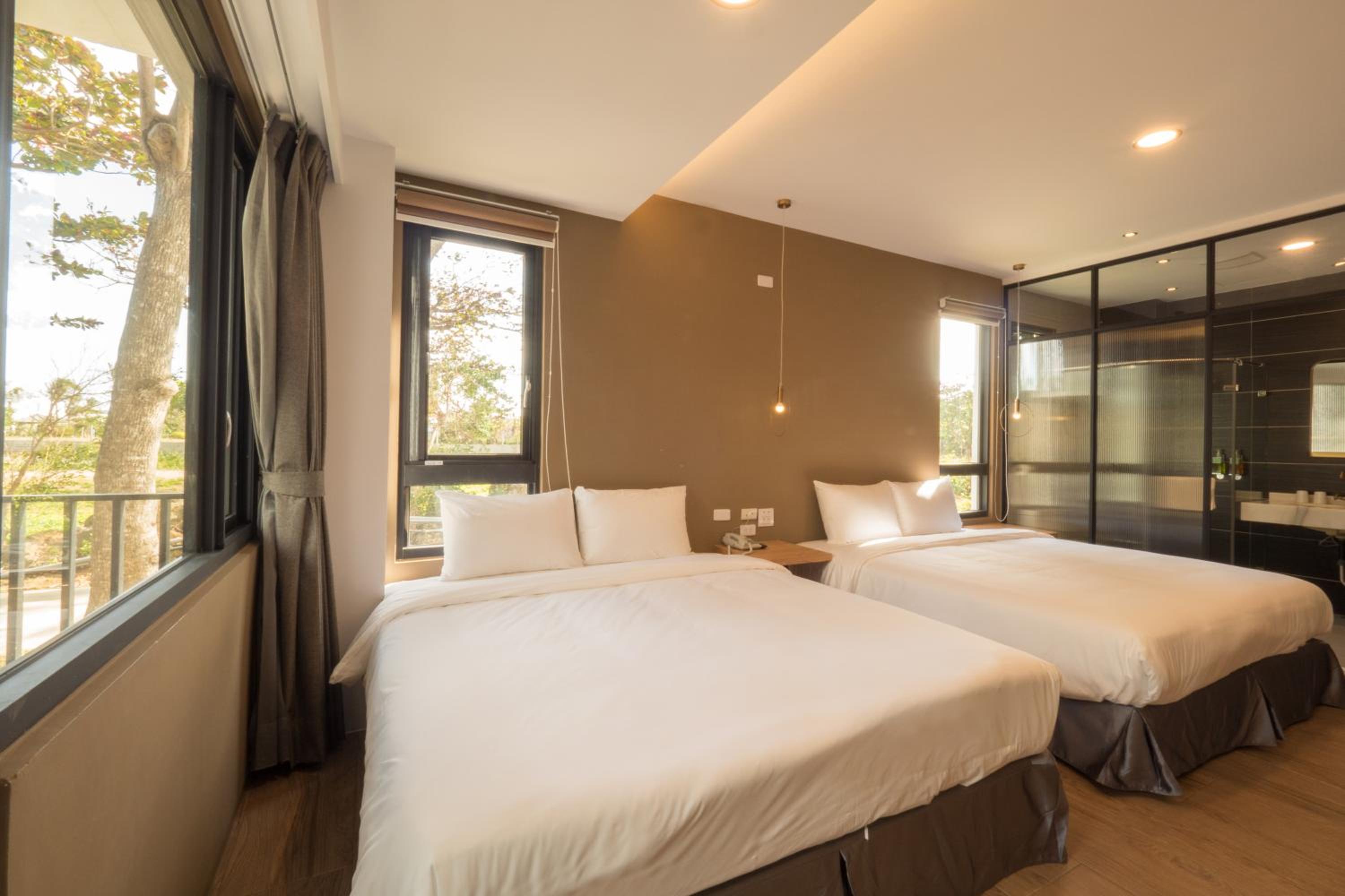 Quadruple Room - Photo 2