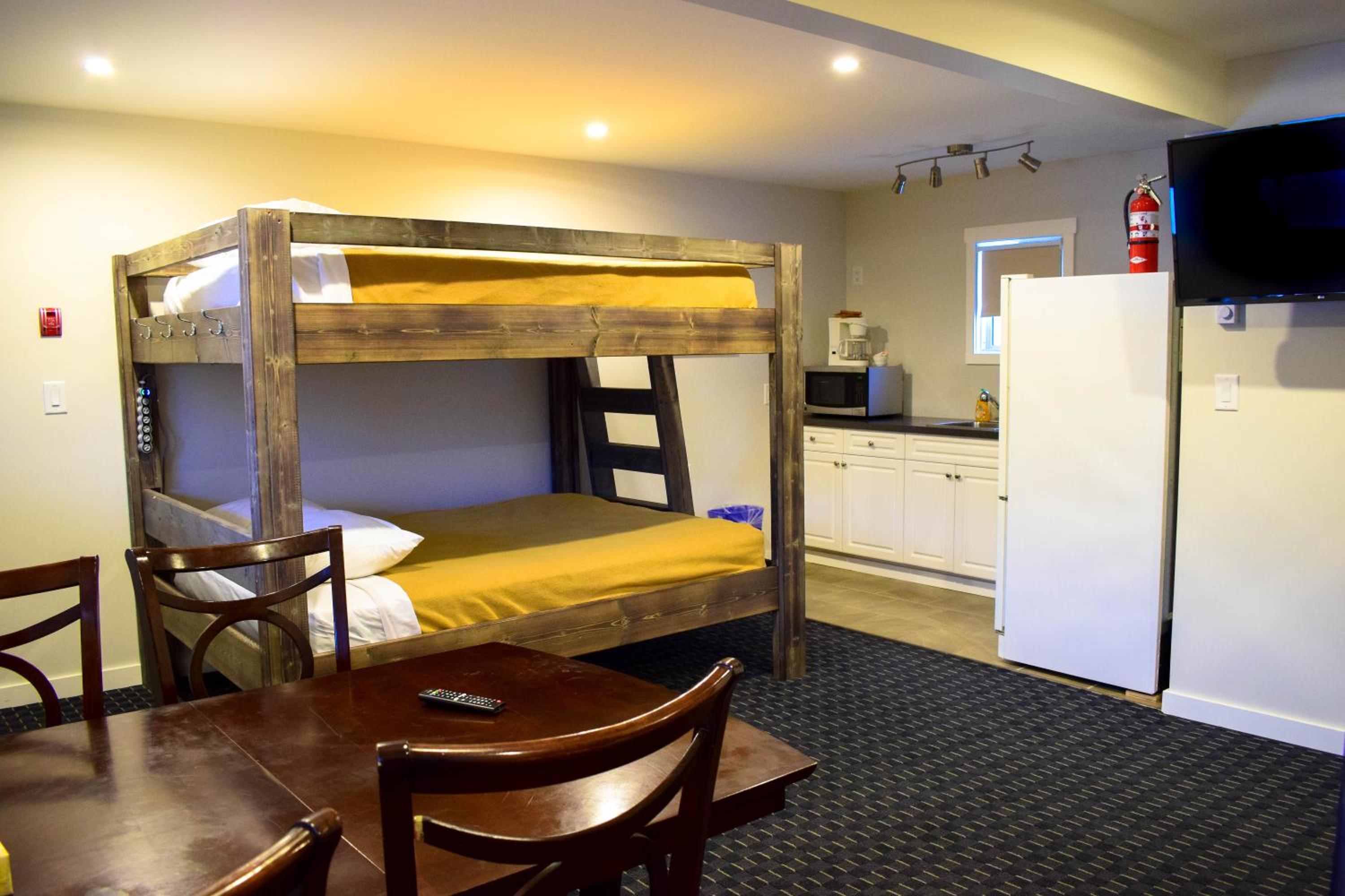 Suite with Mountain View photo 1