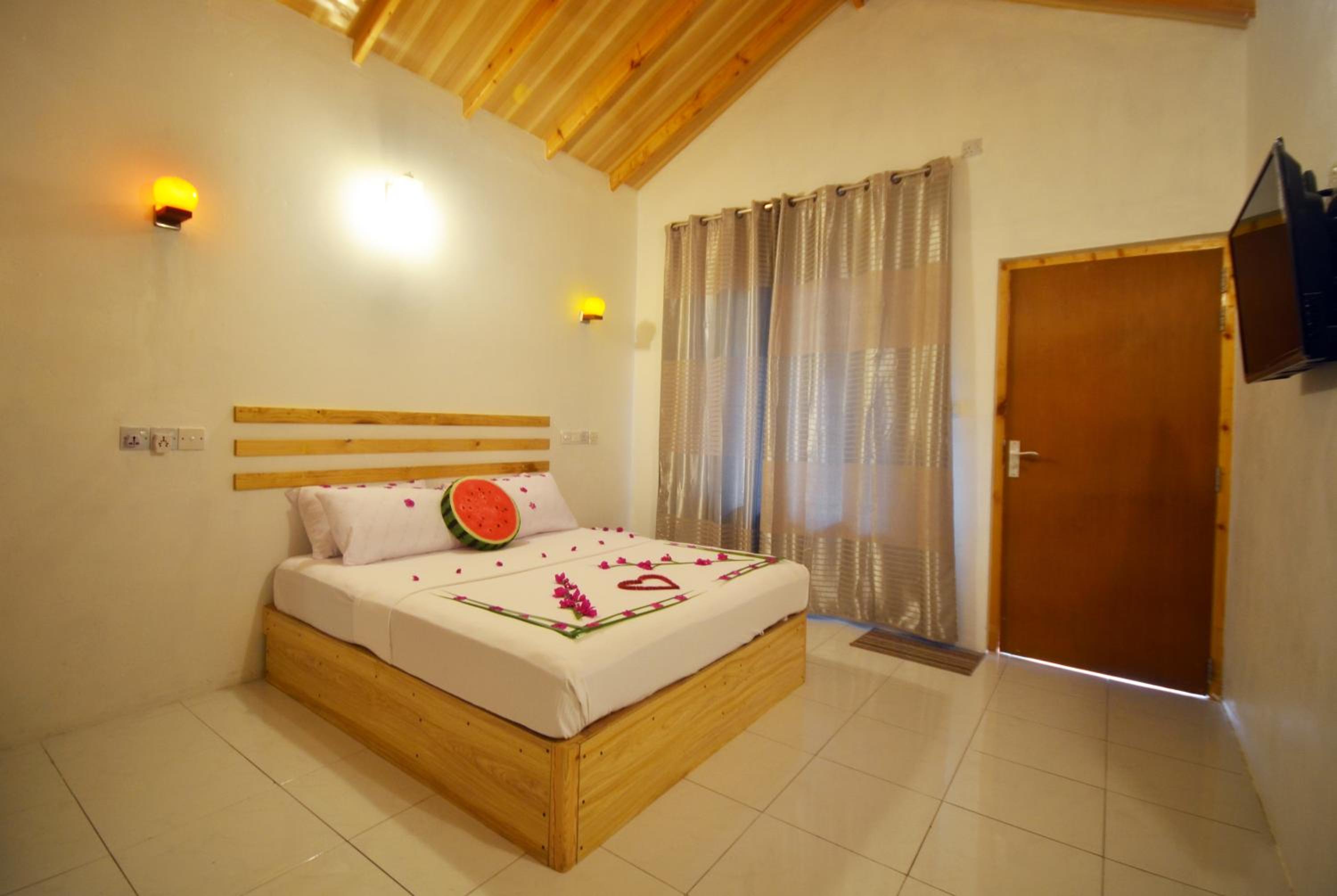 Deluxe Double Room photo 2
