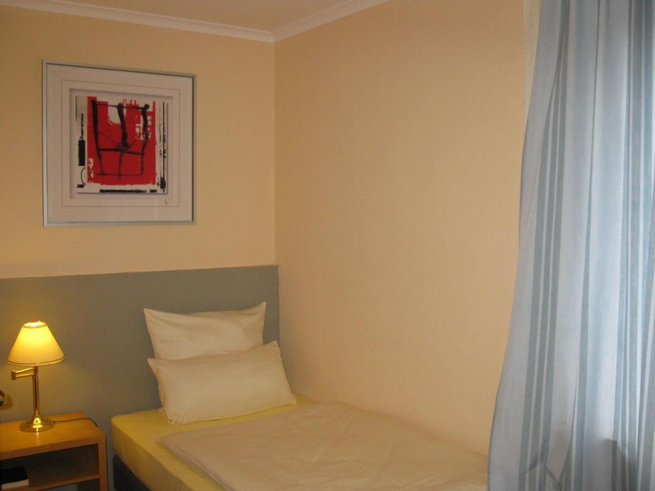 Single Room photo 1