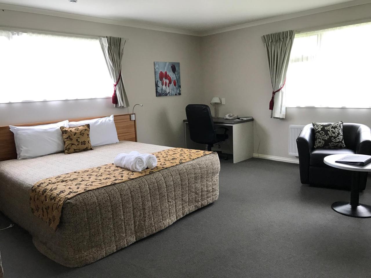  Super King Spa Suite - Photo 2
