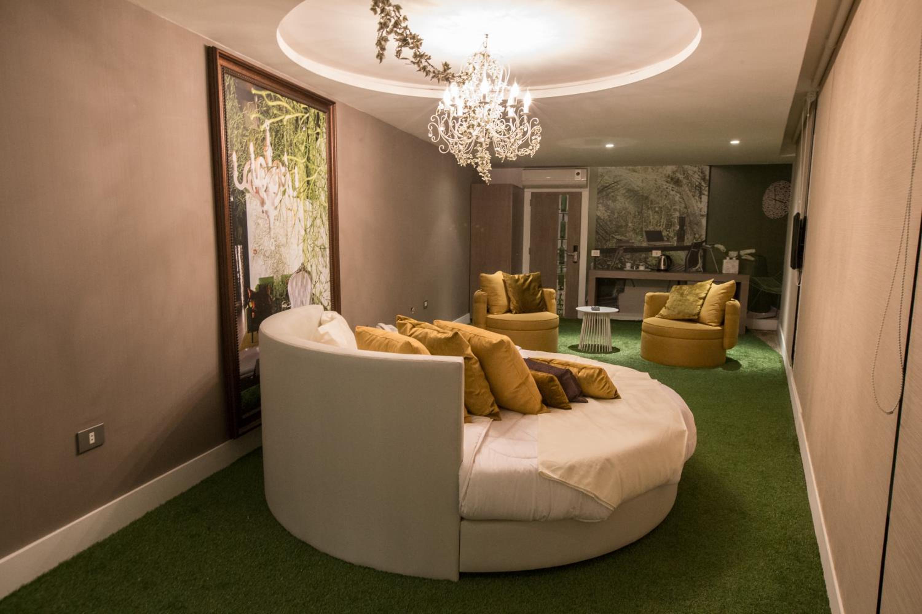 Garden Suite Sea View with Spa Tub