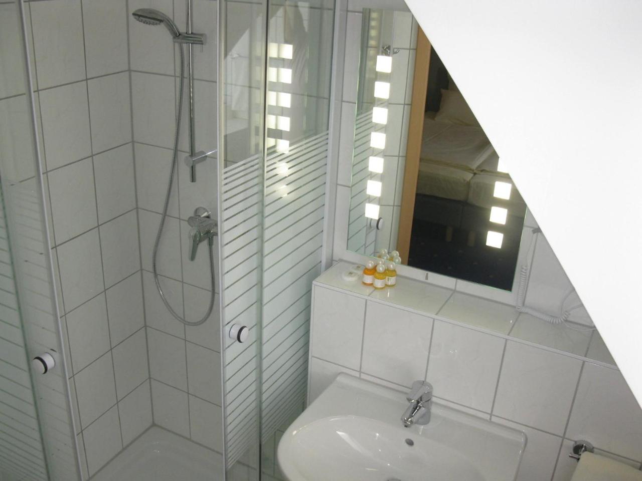 Double or Twin Room photo 2