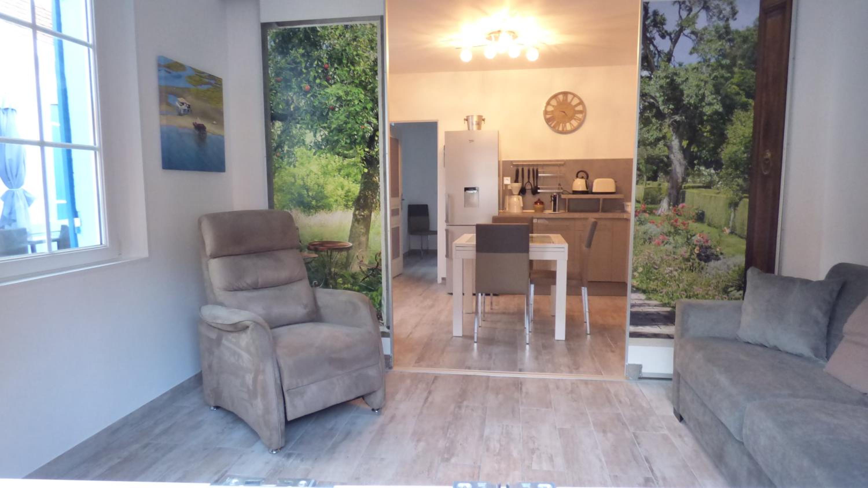 Apartment (2 Adults)