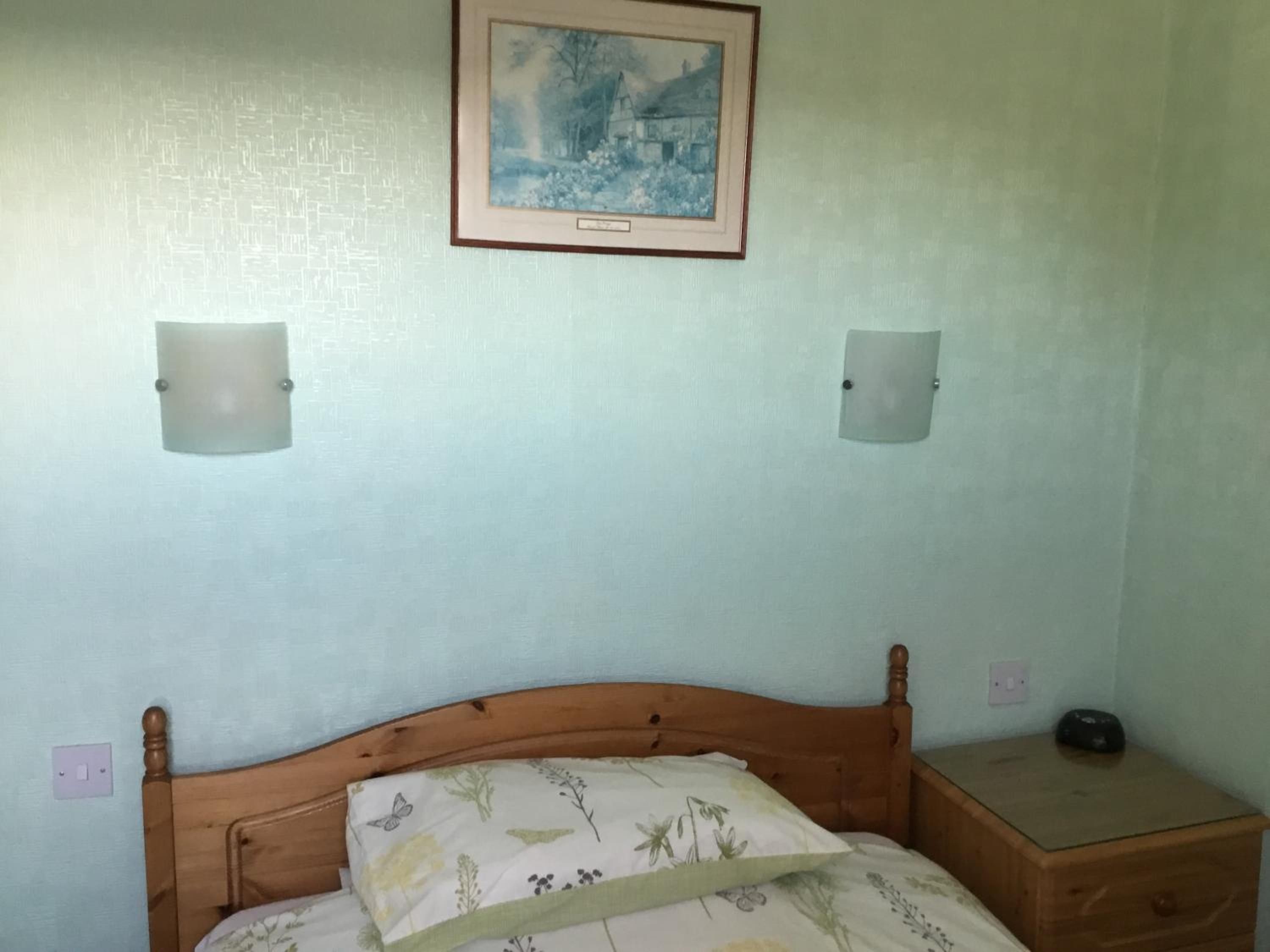 Single Room photo 3