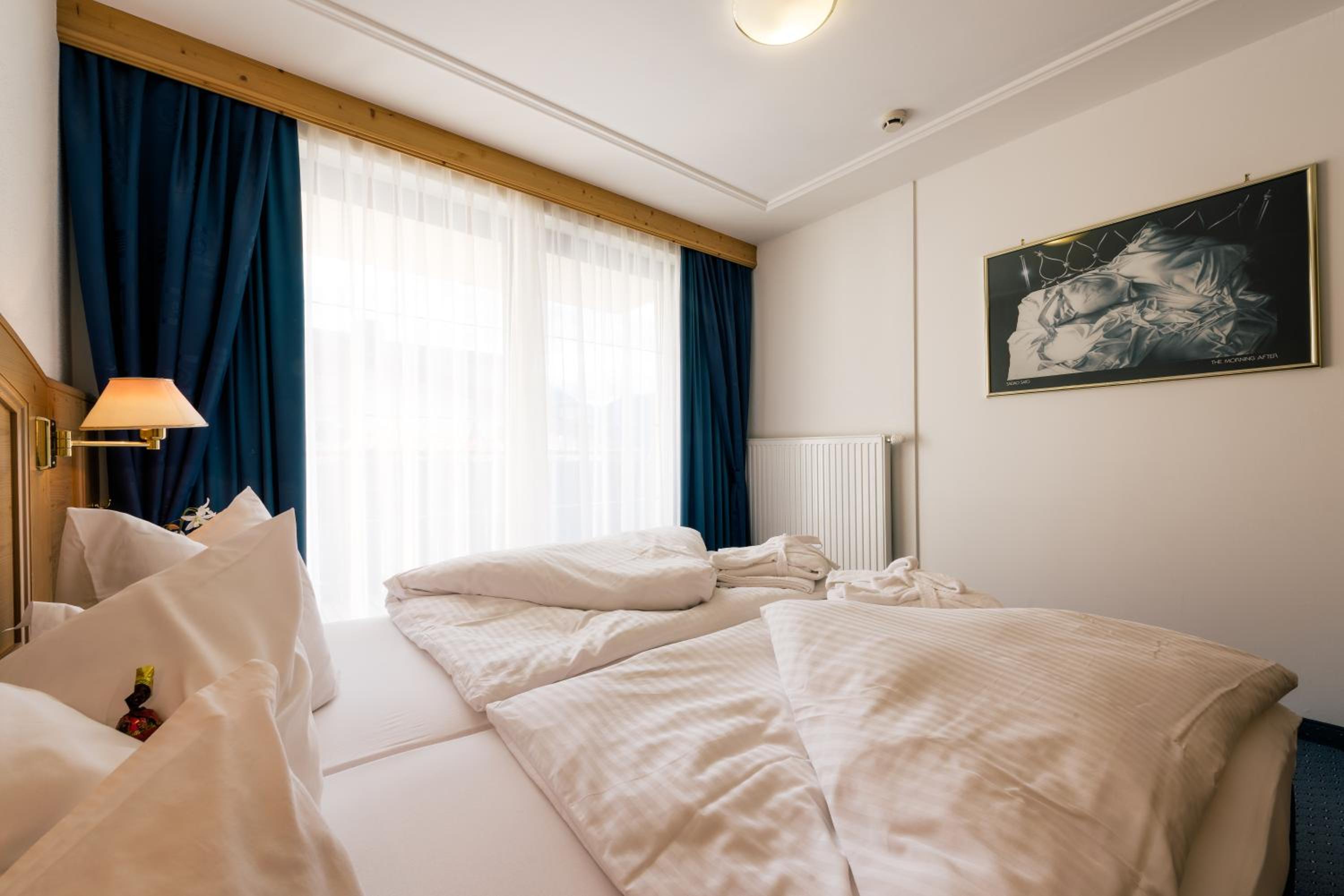 Double Room - Photo 7