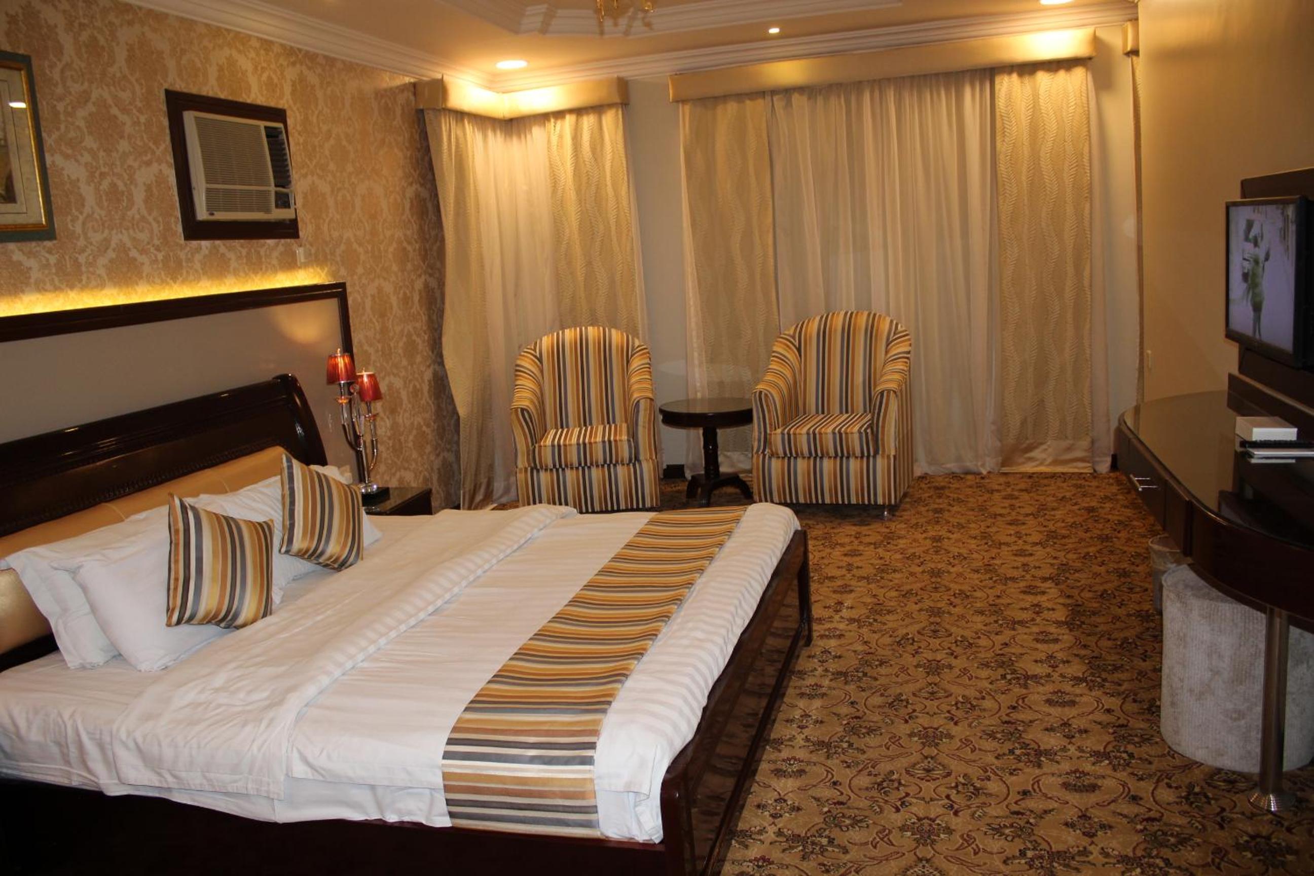 Executive Suite photo 3