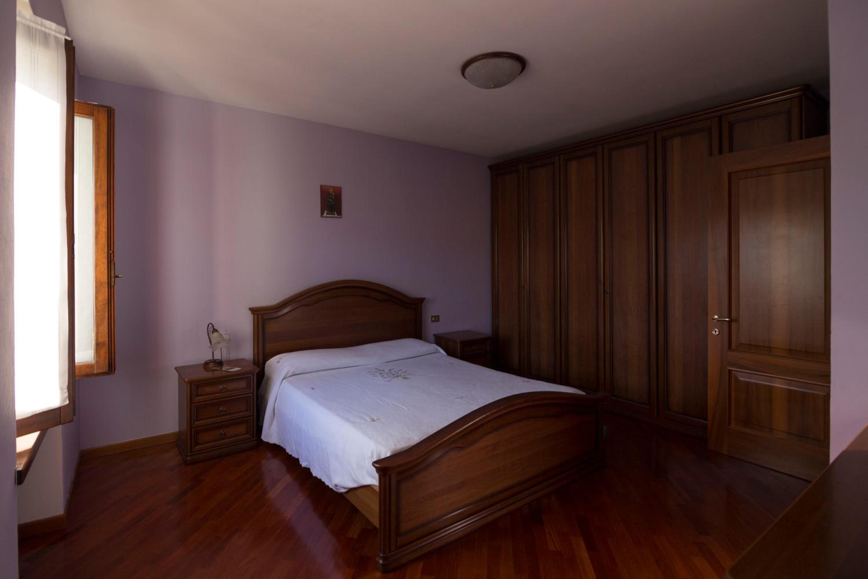 Apartment - Split Level