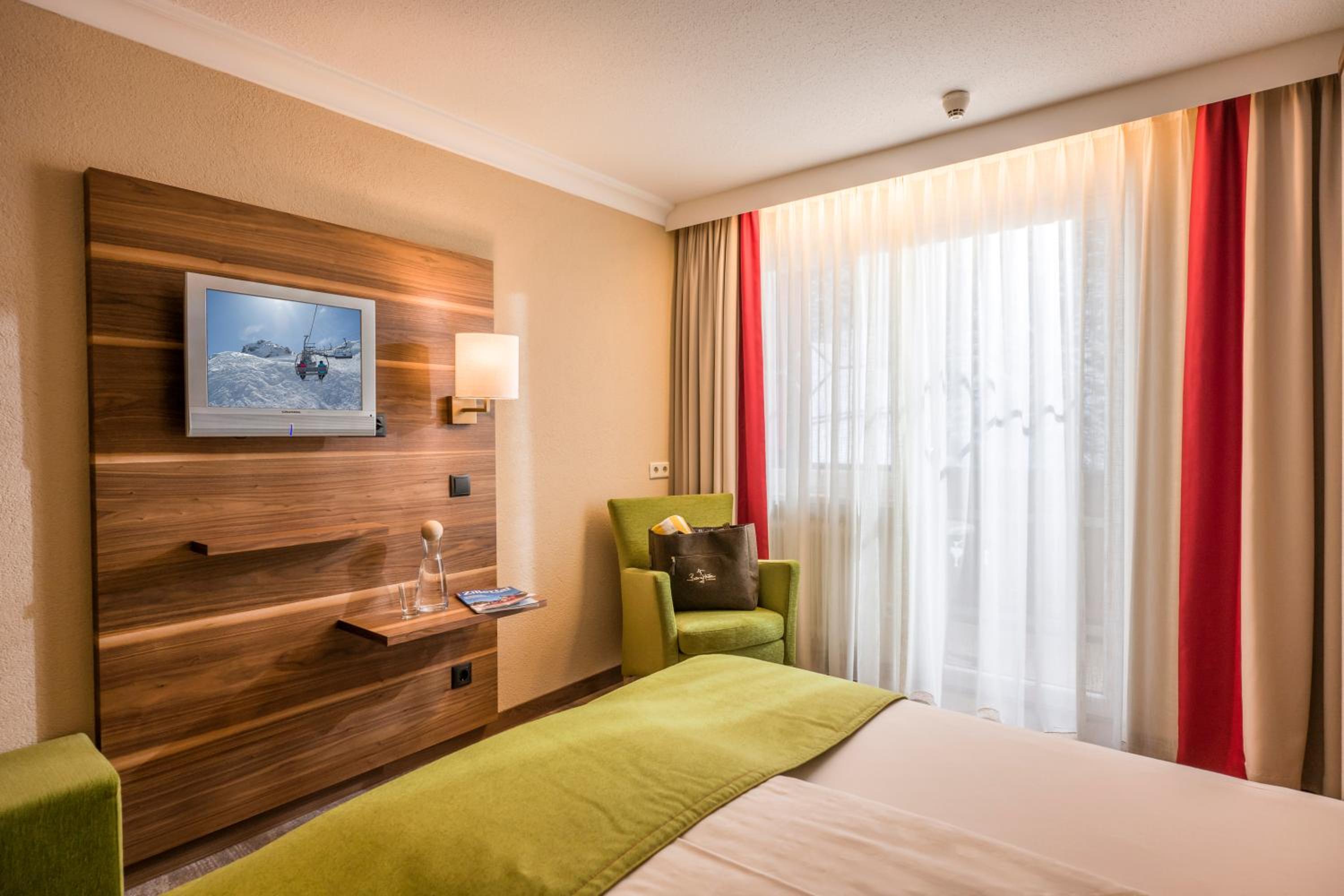 Budget Double Room - Photo 1