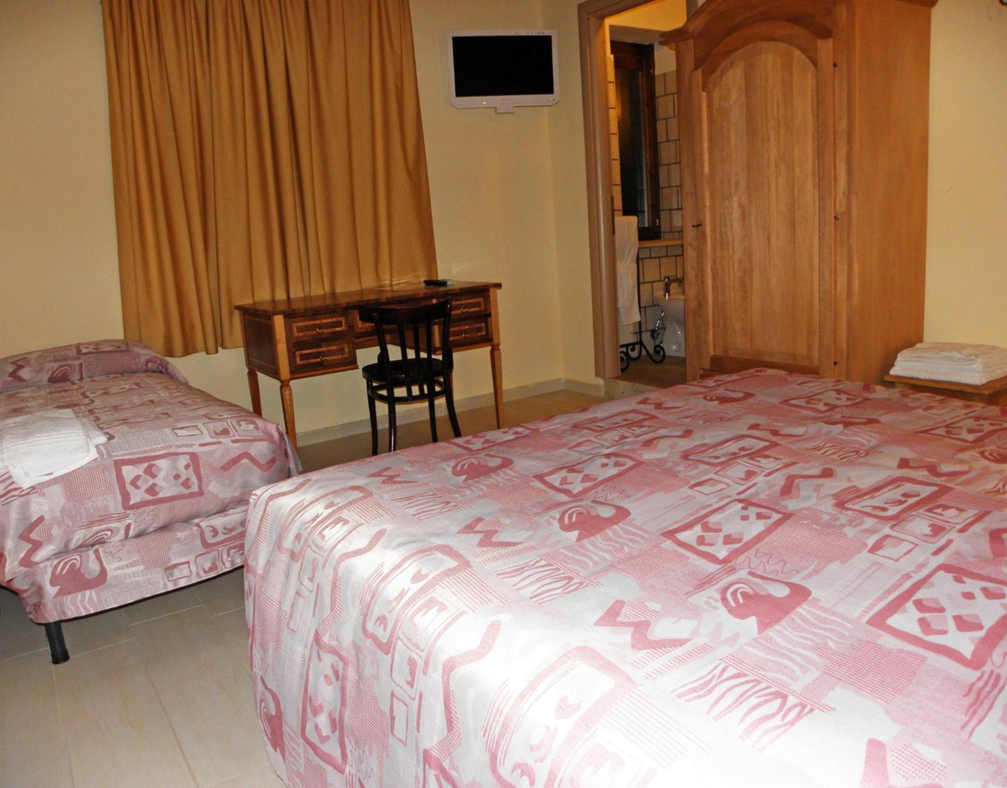Quadruple Room photo 2