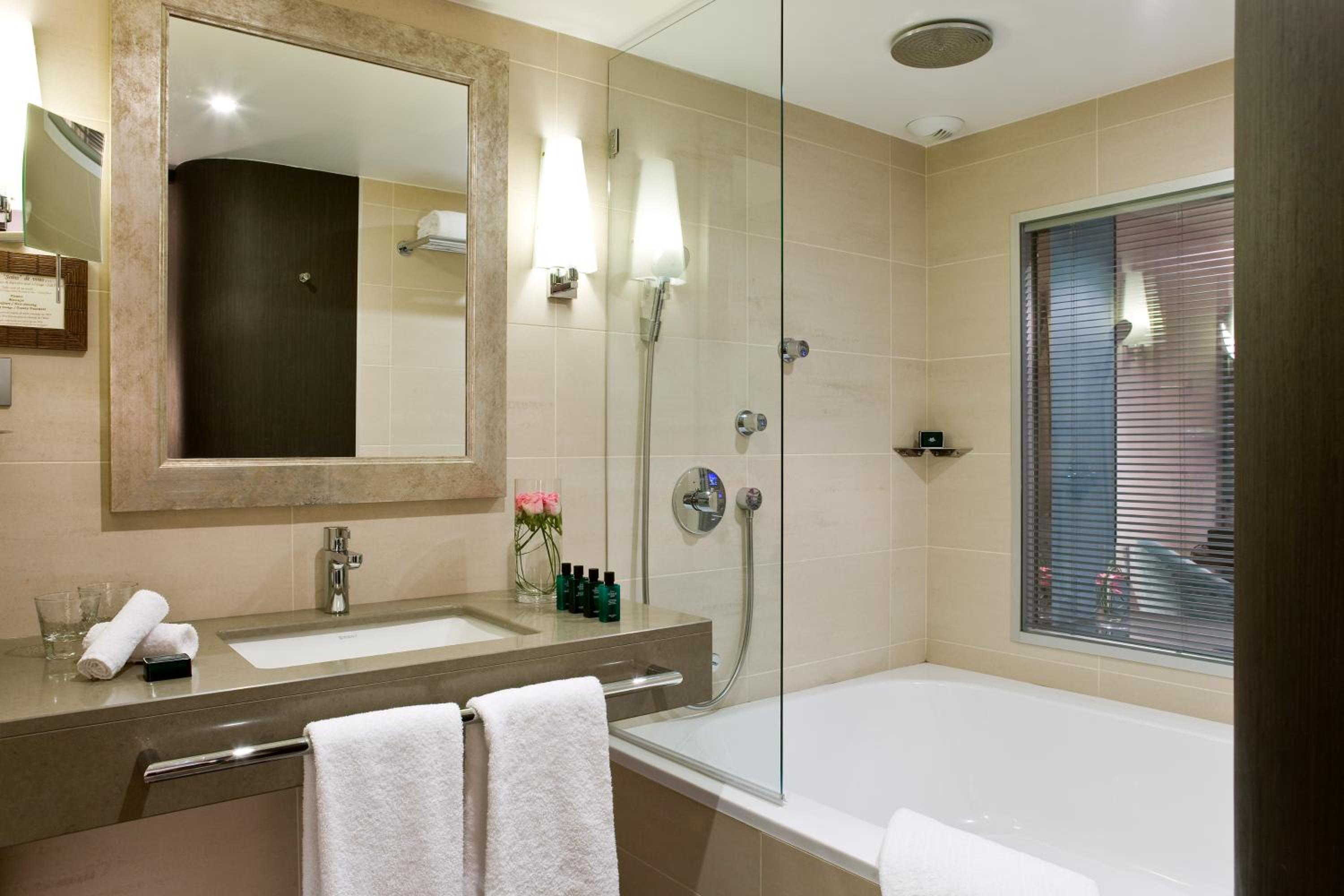Superior Double Room with Spa Access - Photo 2