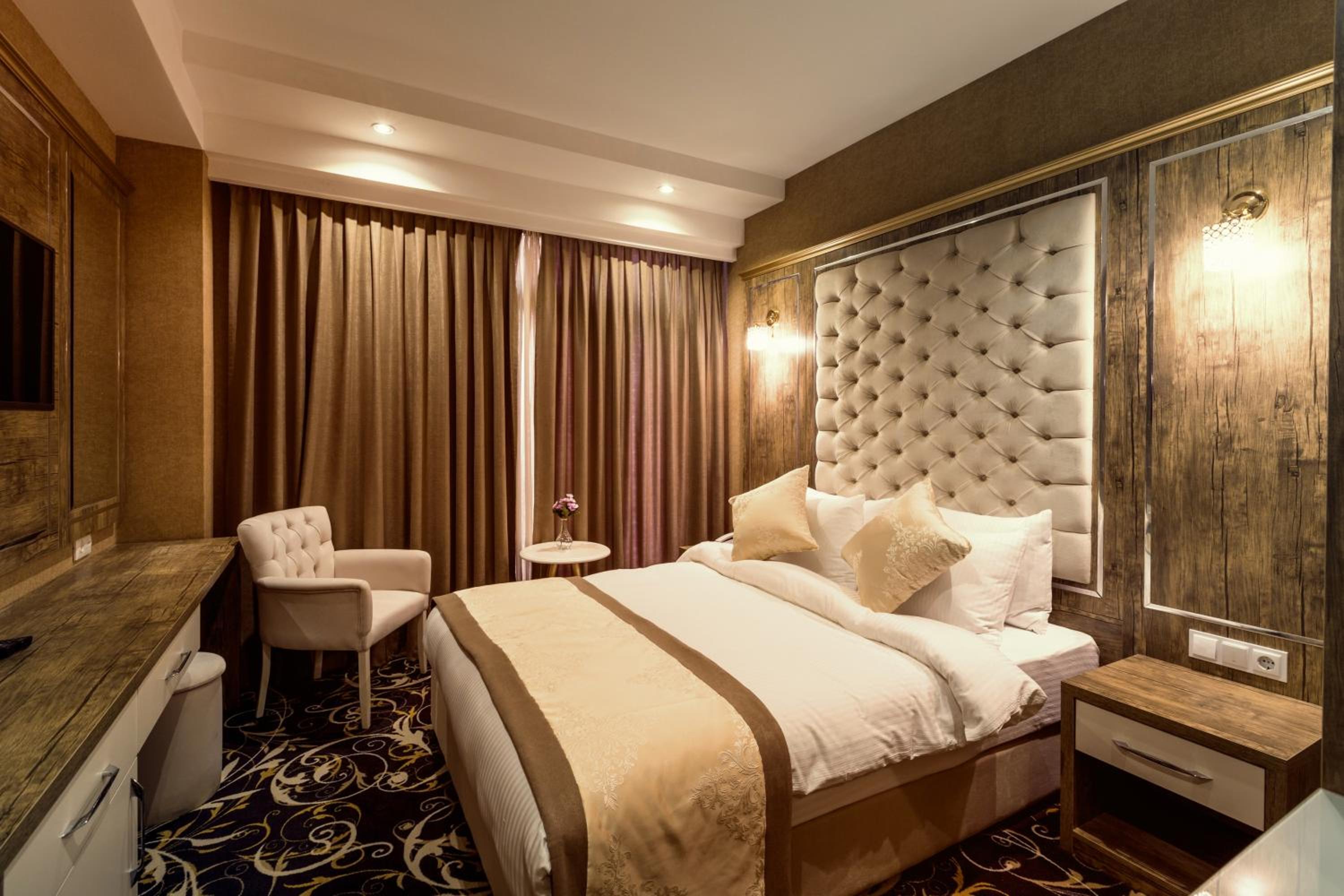 Standard Double Room - Photo 4