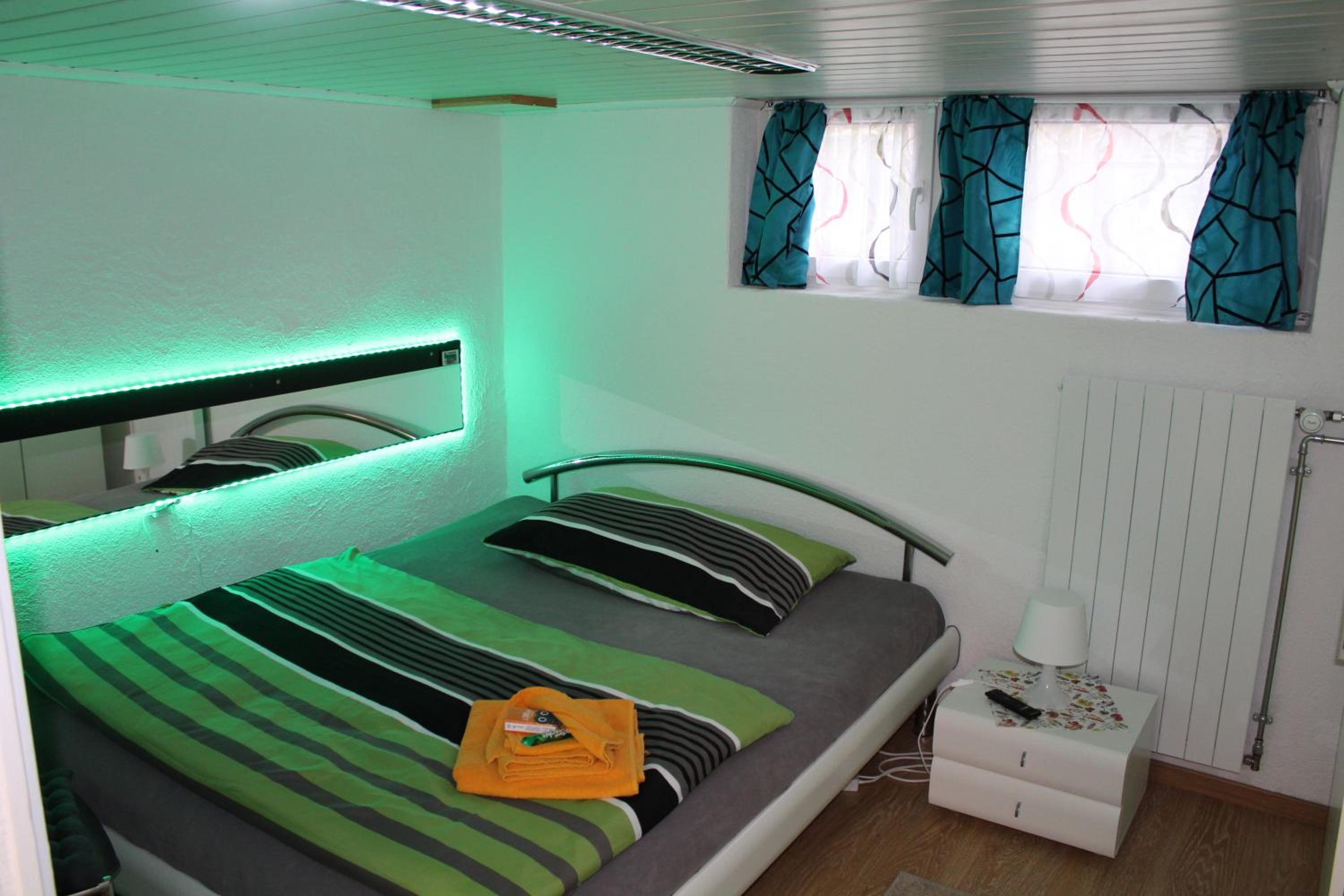 Double Room 4 photo 3