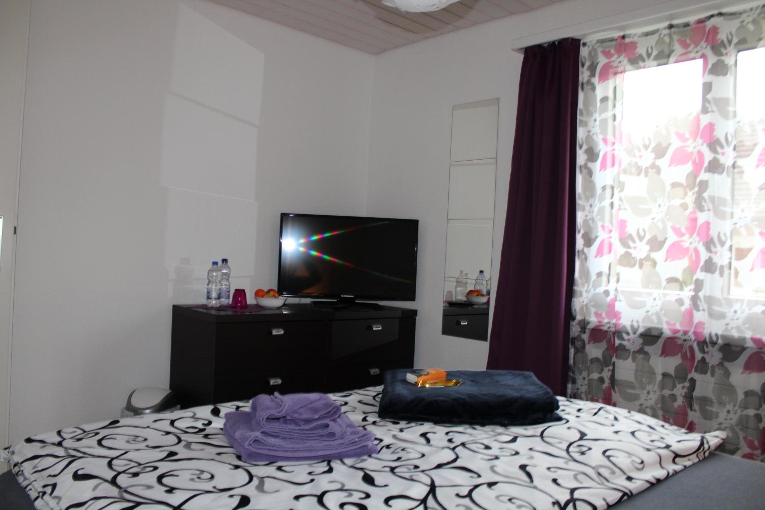 Double Room 3 photo 2
