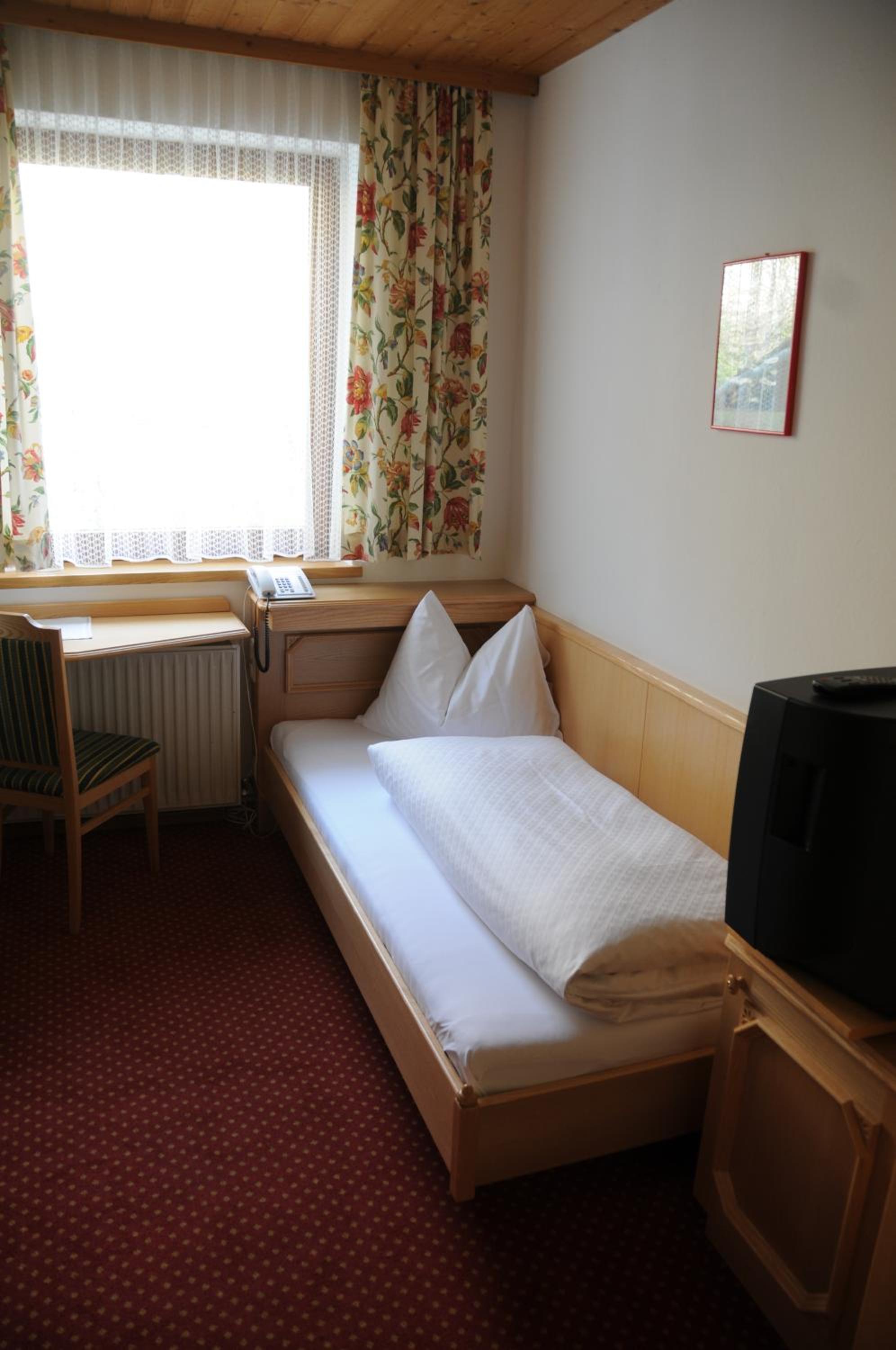 Single Room photo 1