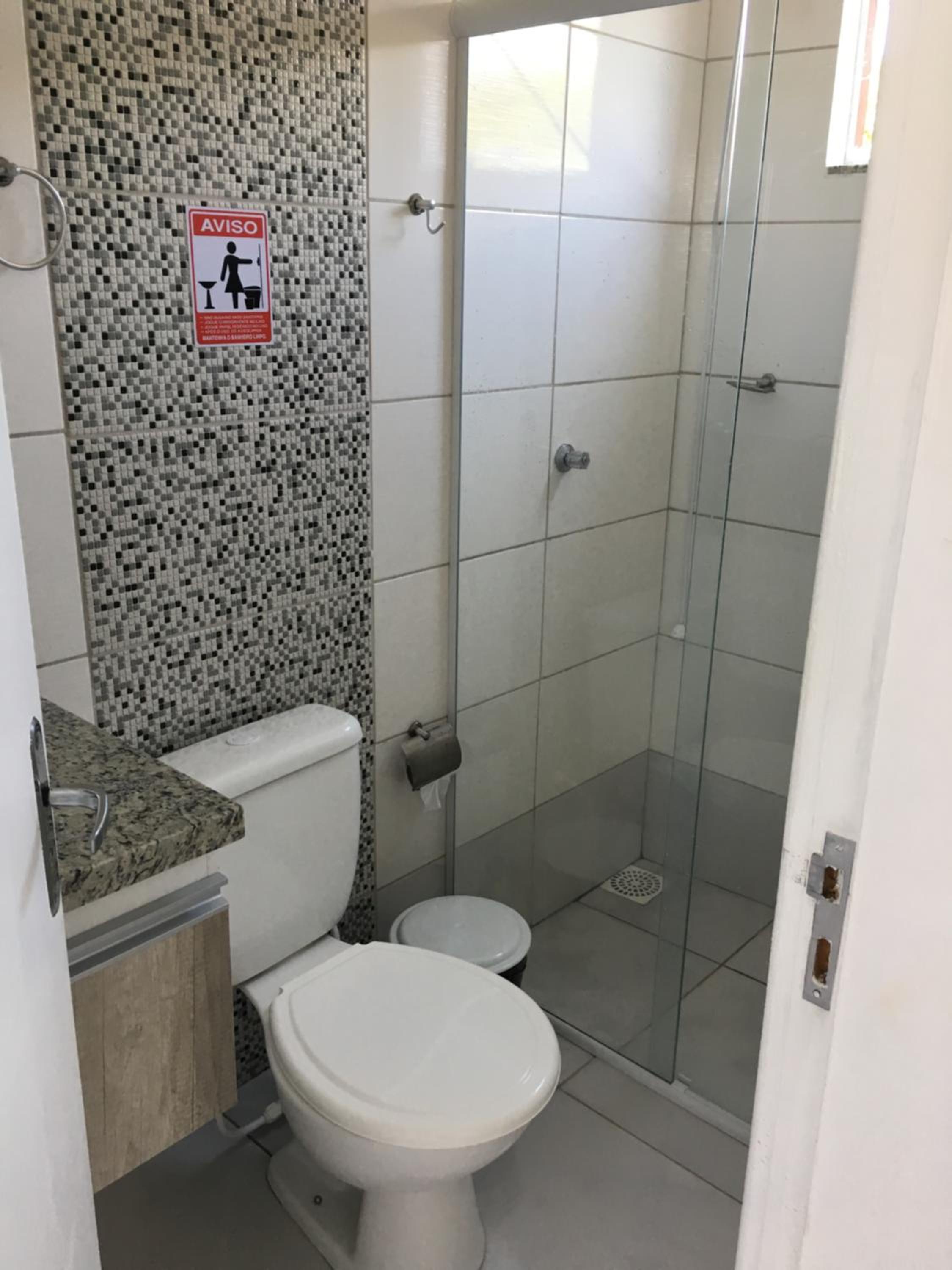 One-Bedroom Apartment - Photo 3