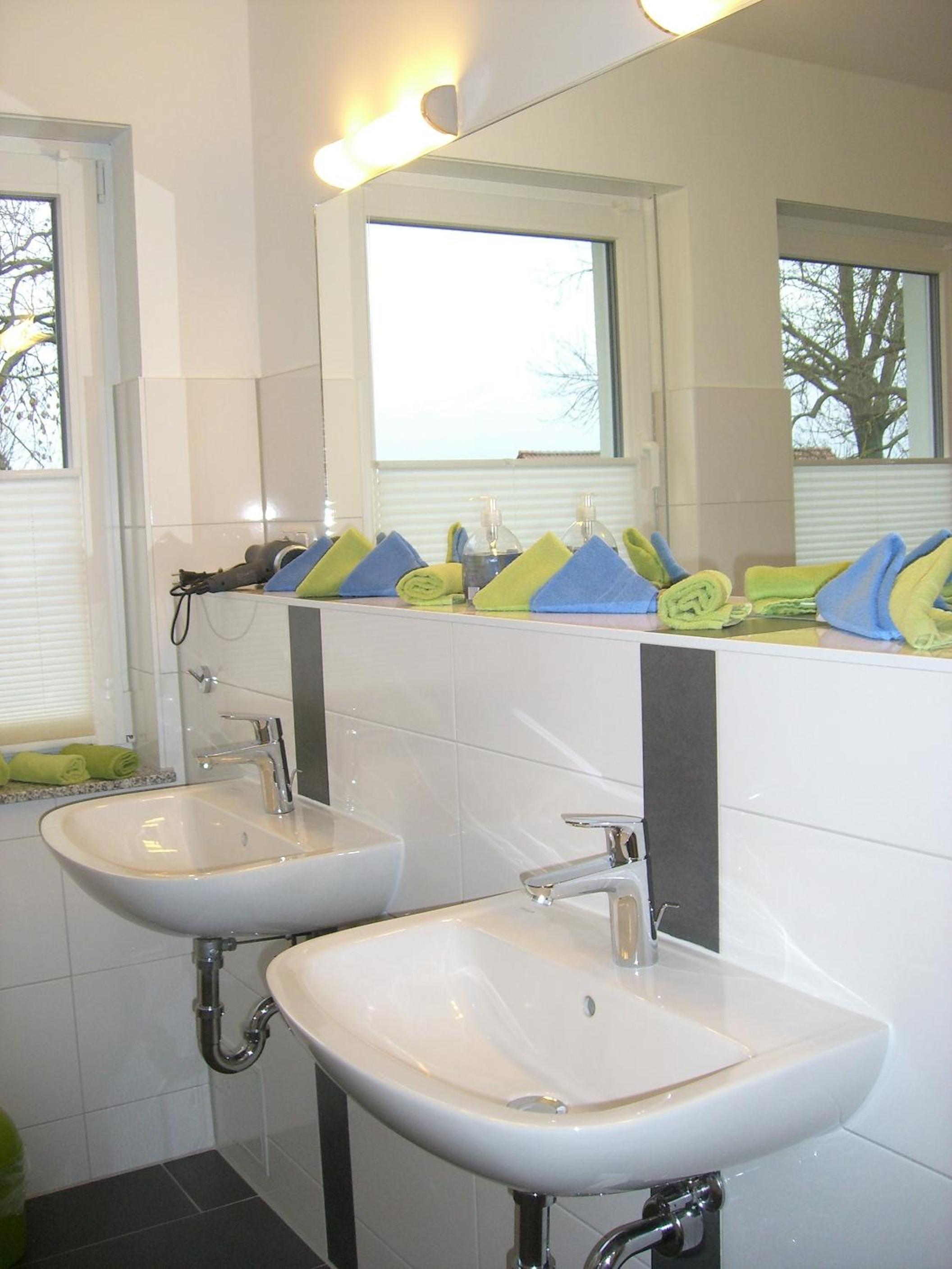 Apartment with Lake View photo 3