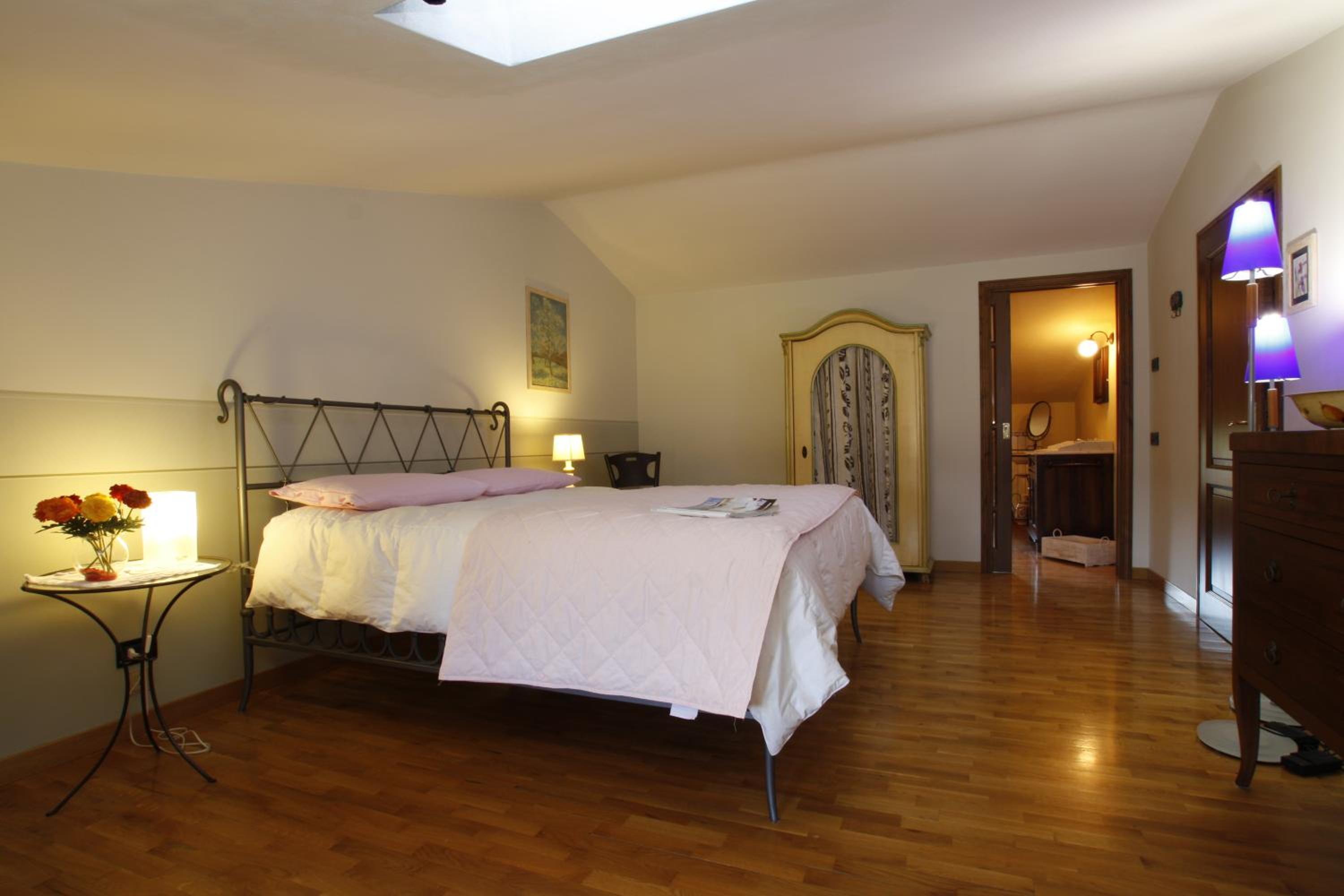 Double Room with Private Bathroom
