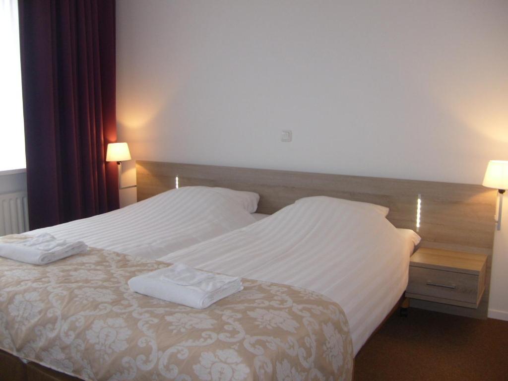 Deluxe Twin Room photo 2
