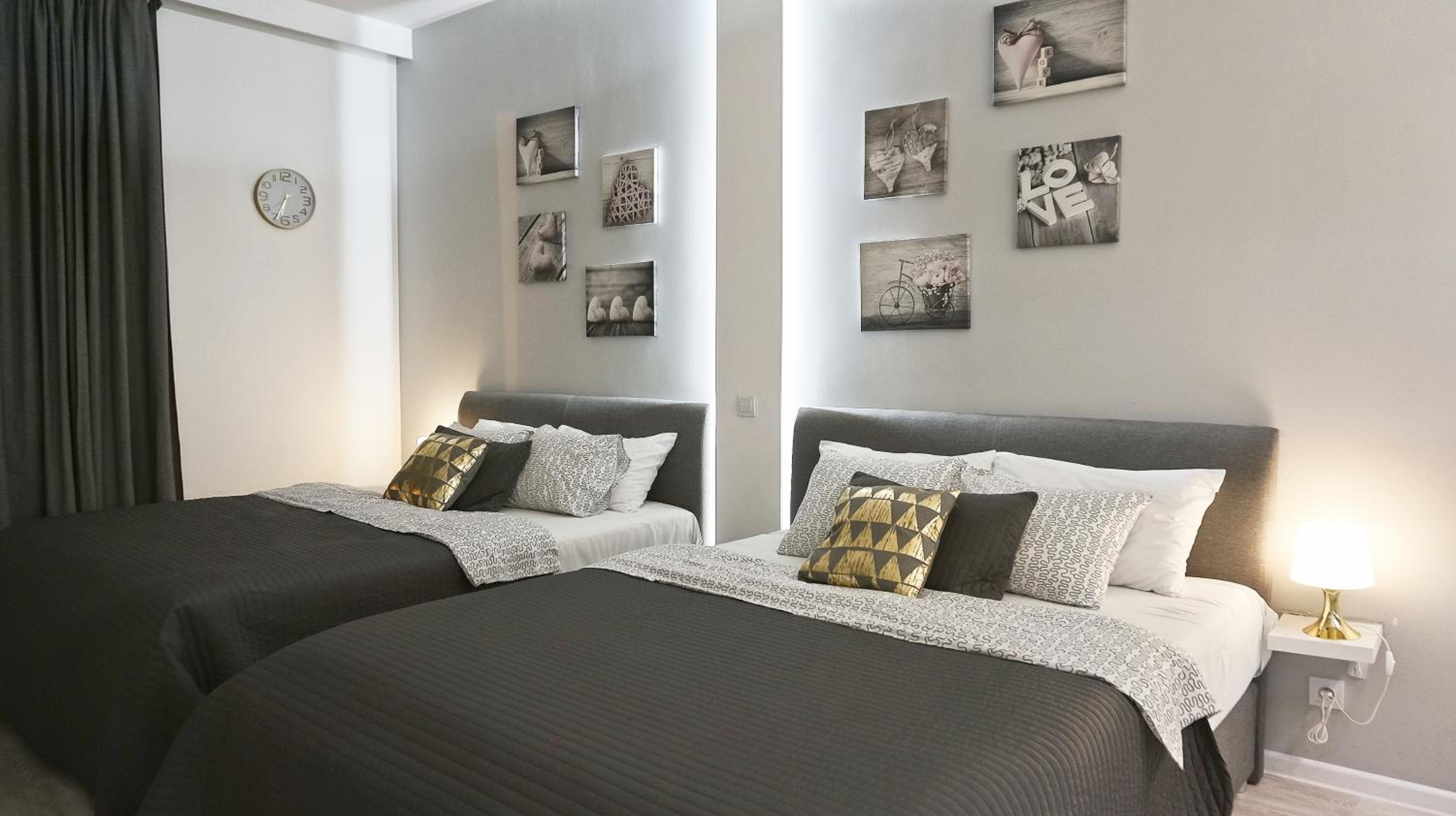 Apartment - Photo 2