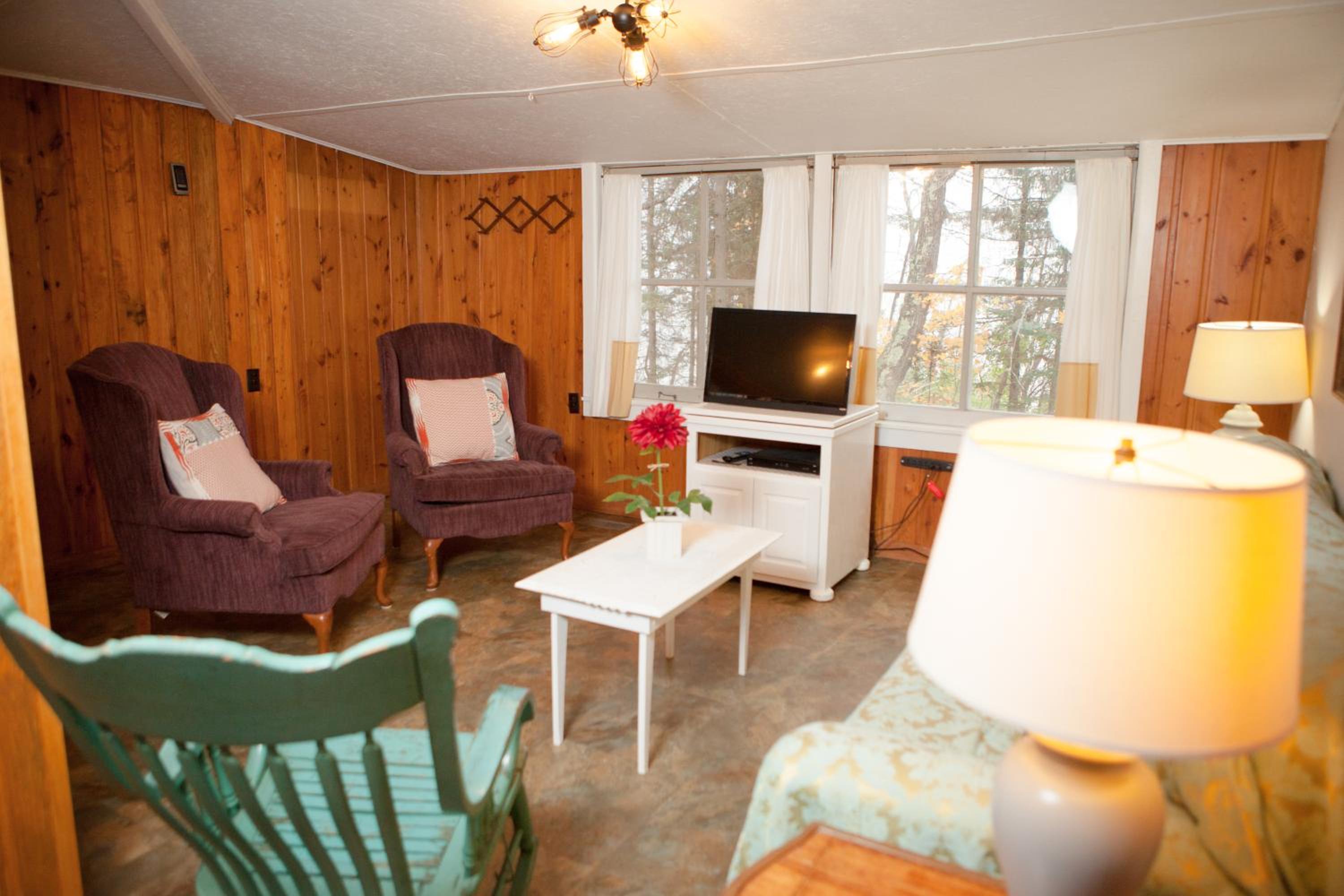 Two-Bedroom LG Cottage 2 photo 1