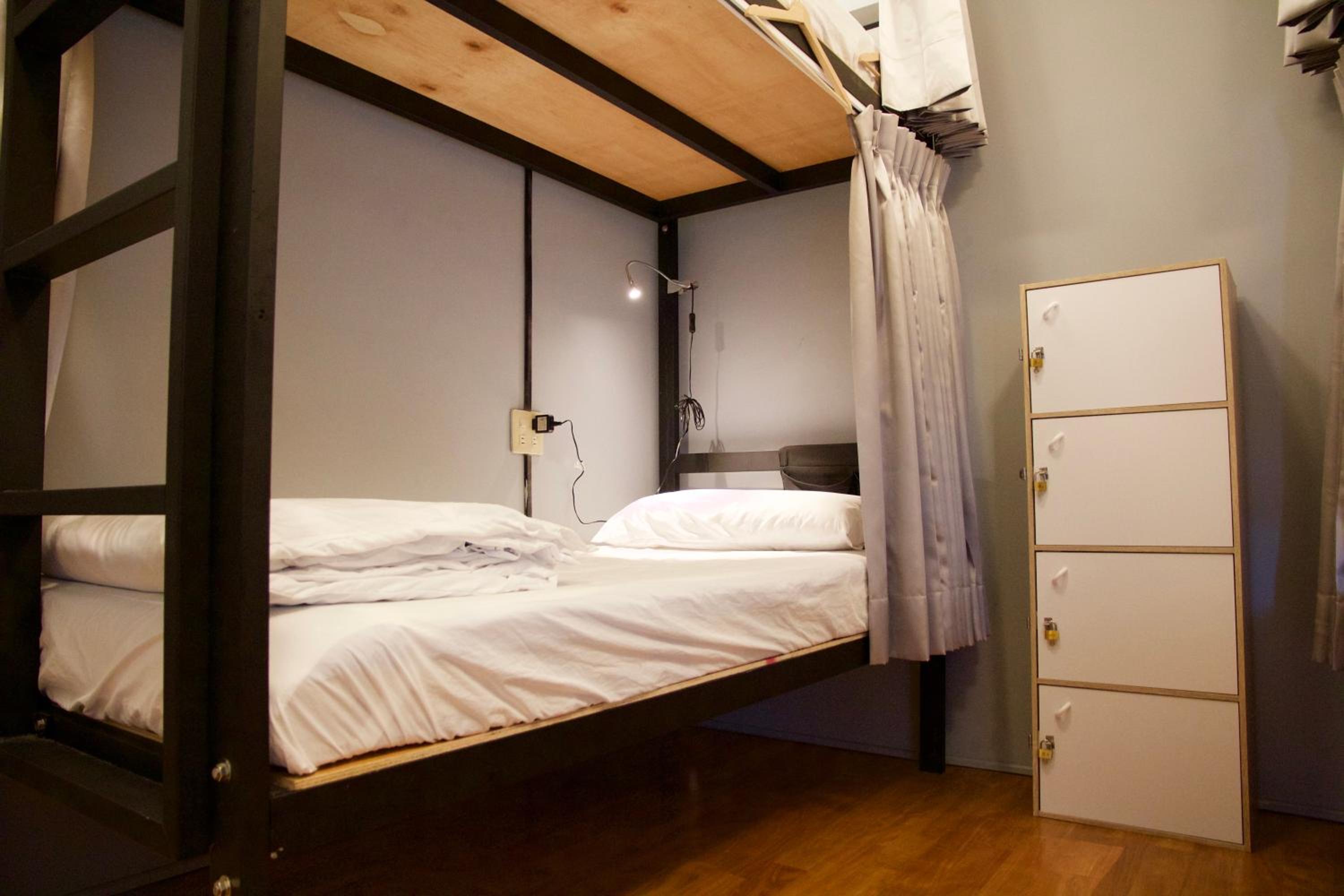 Bed in 4-Bed Mixed Dormitory Room photo 1