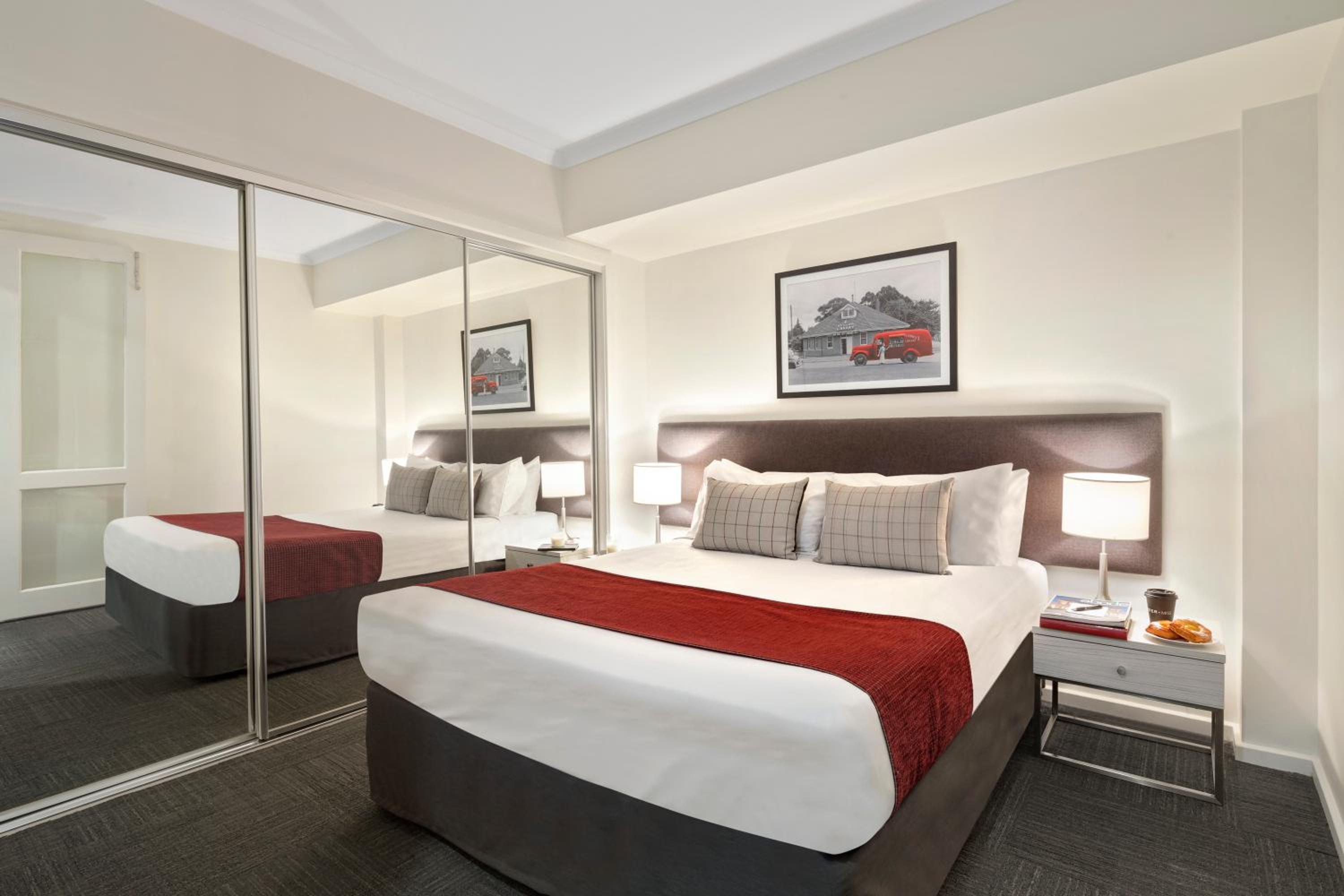 Executive Two-Bedroom Apartment with Balcony - Photo 12