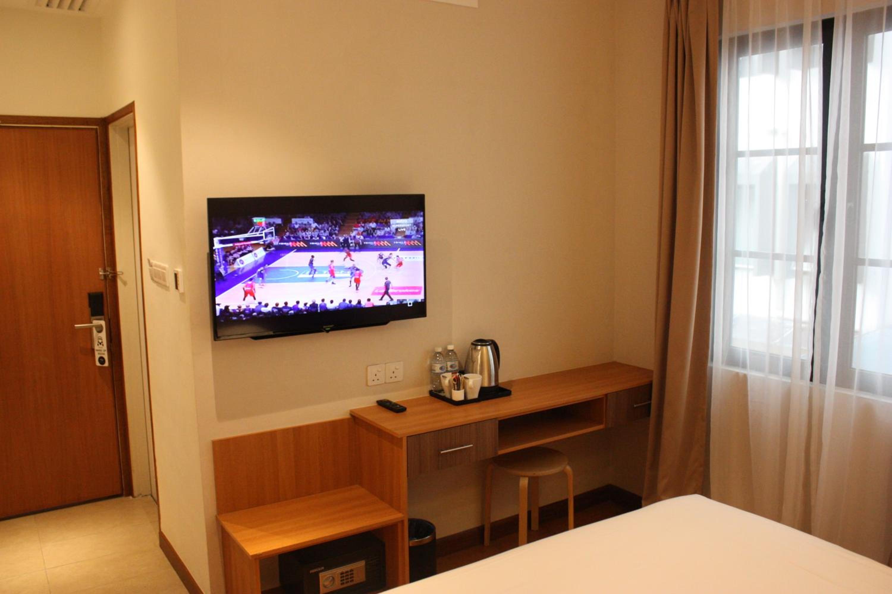 Superior King Room (With Window) photo 2