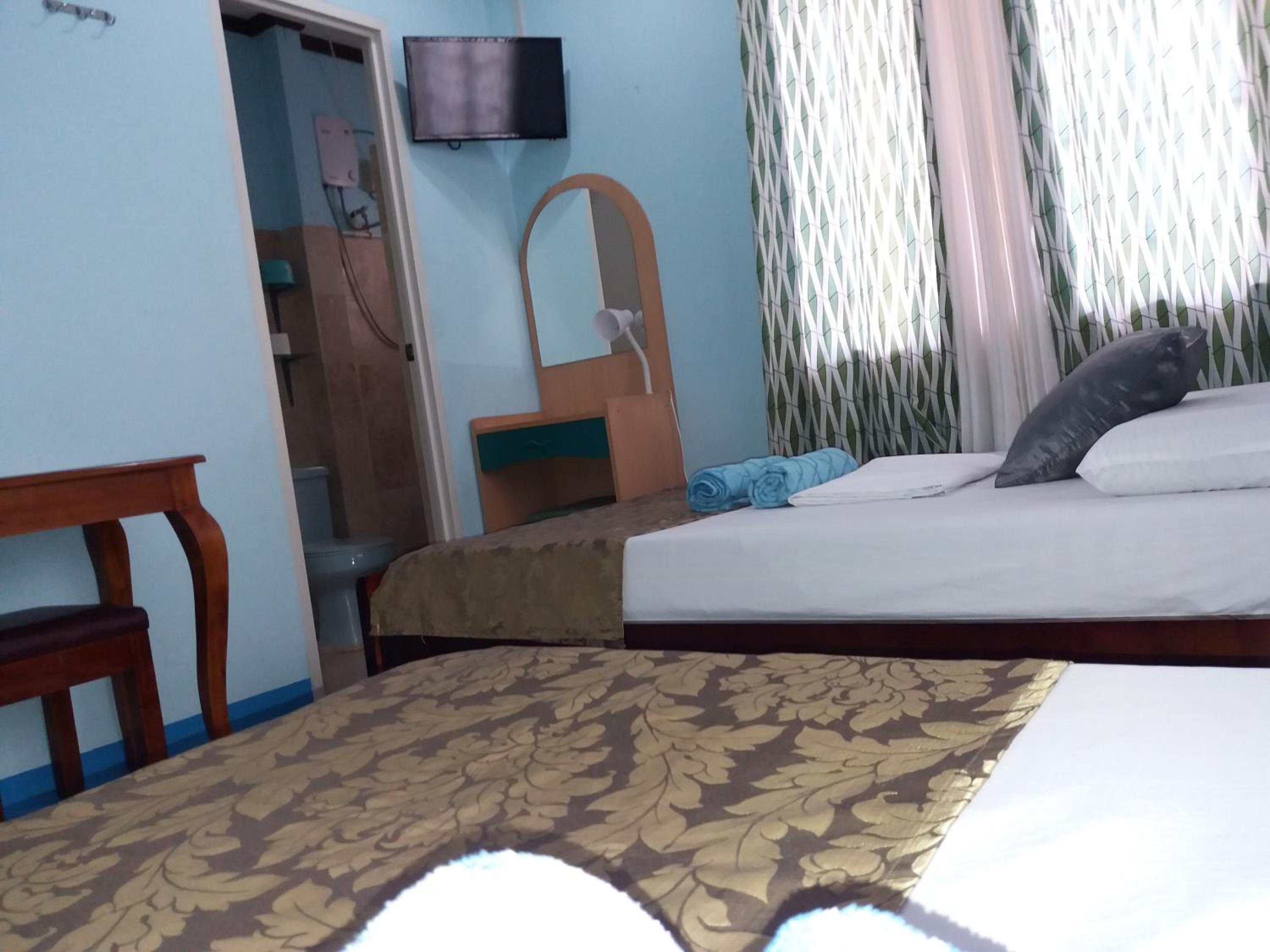 Quadruple Room with Terrace - Photo 16