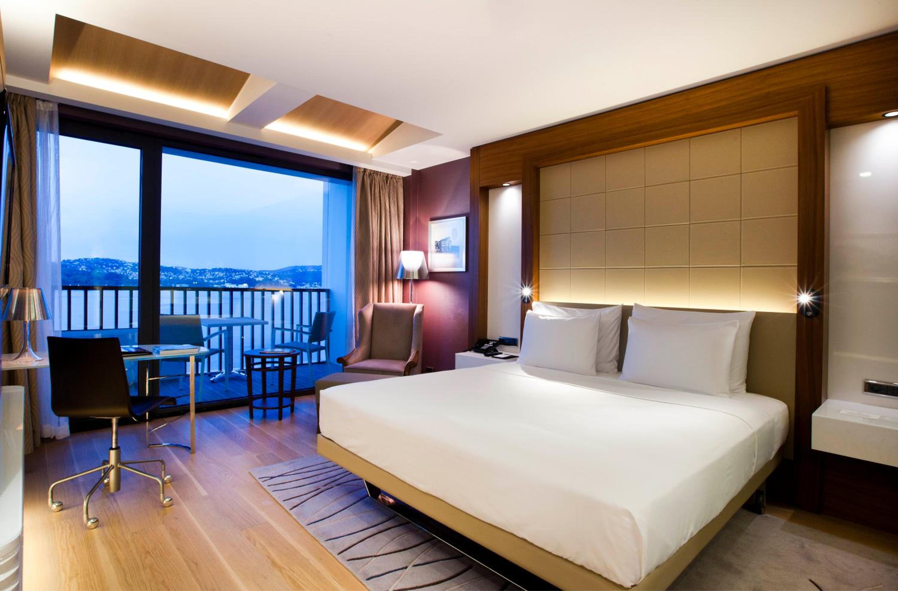 Deluxe King Room With Bosphorus View