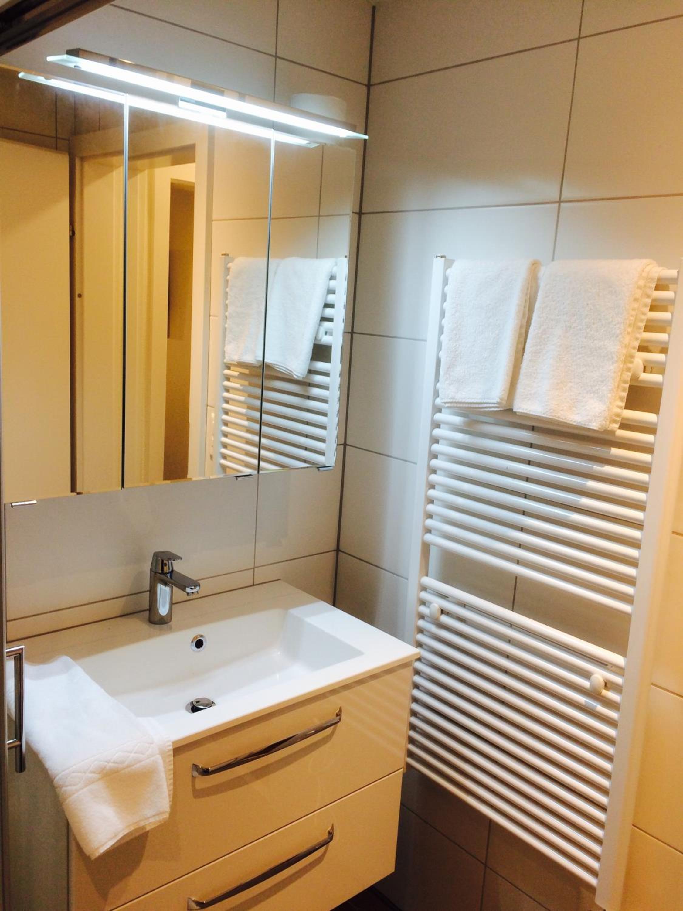 Deluxe Double Room - Photo 5