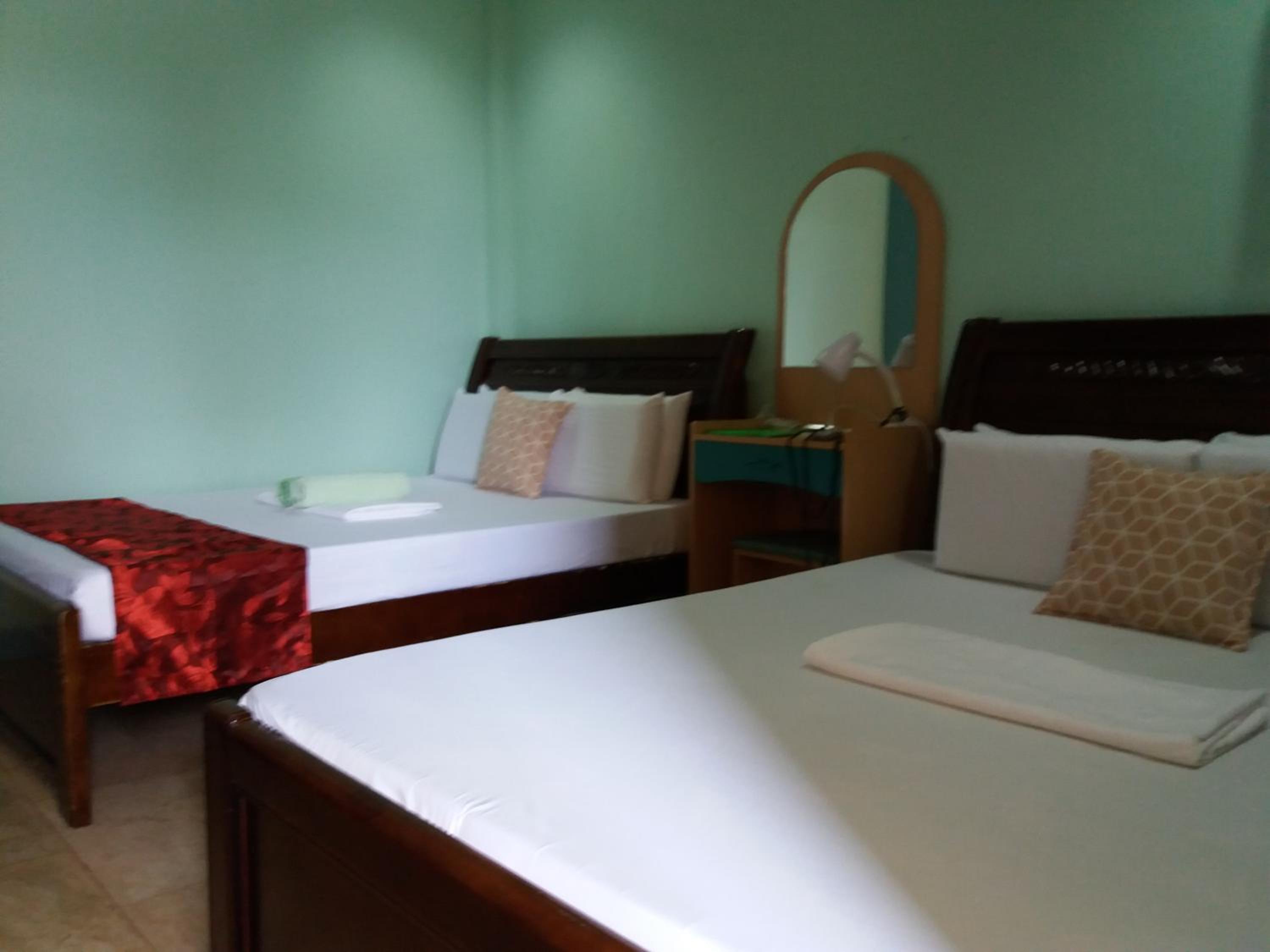 Quadruple Room with Terrace - Photo 5