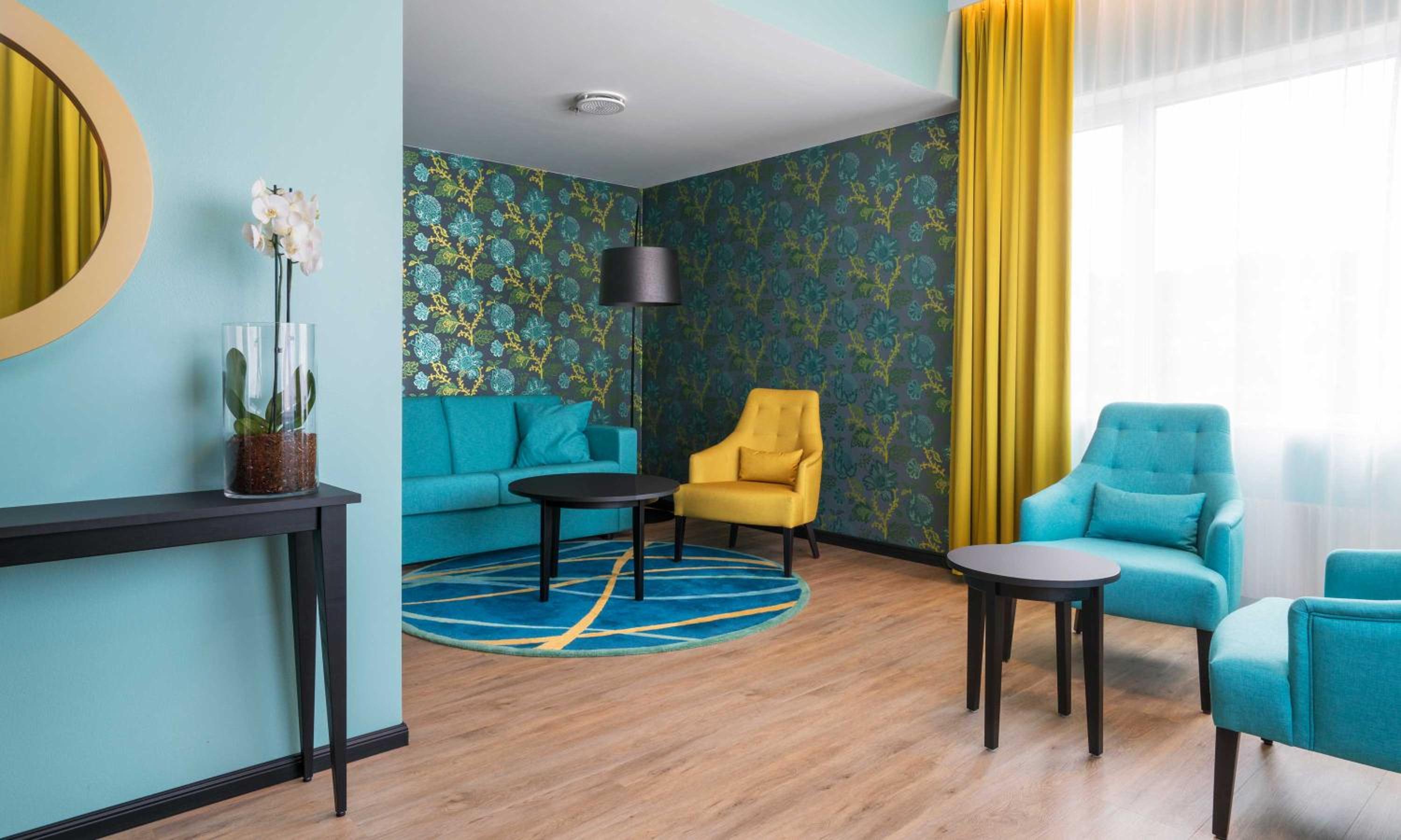 Suite - Photo 6